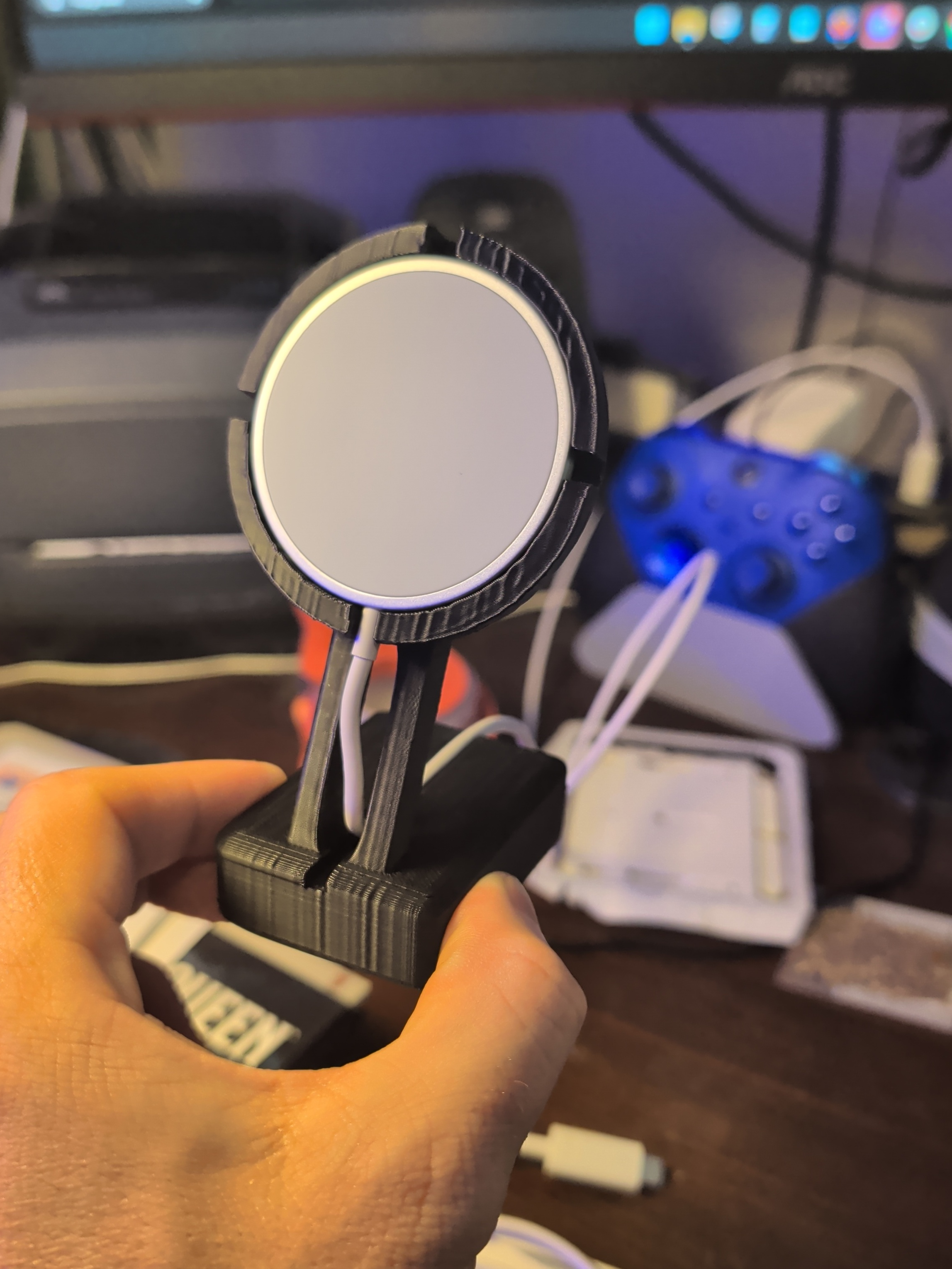 PixelSnap Qi2 Charger Stand