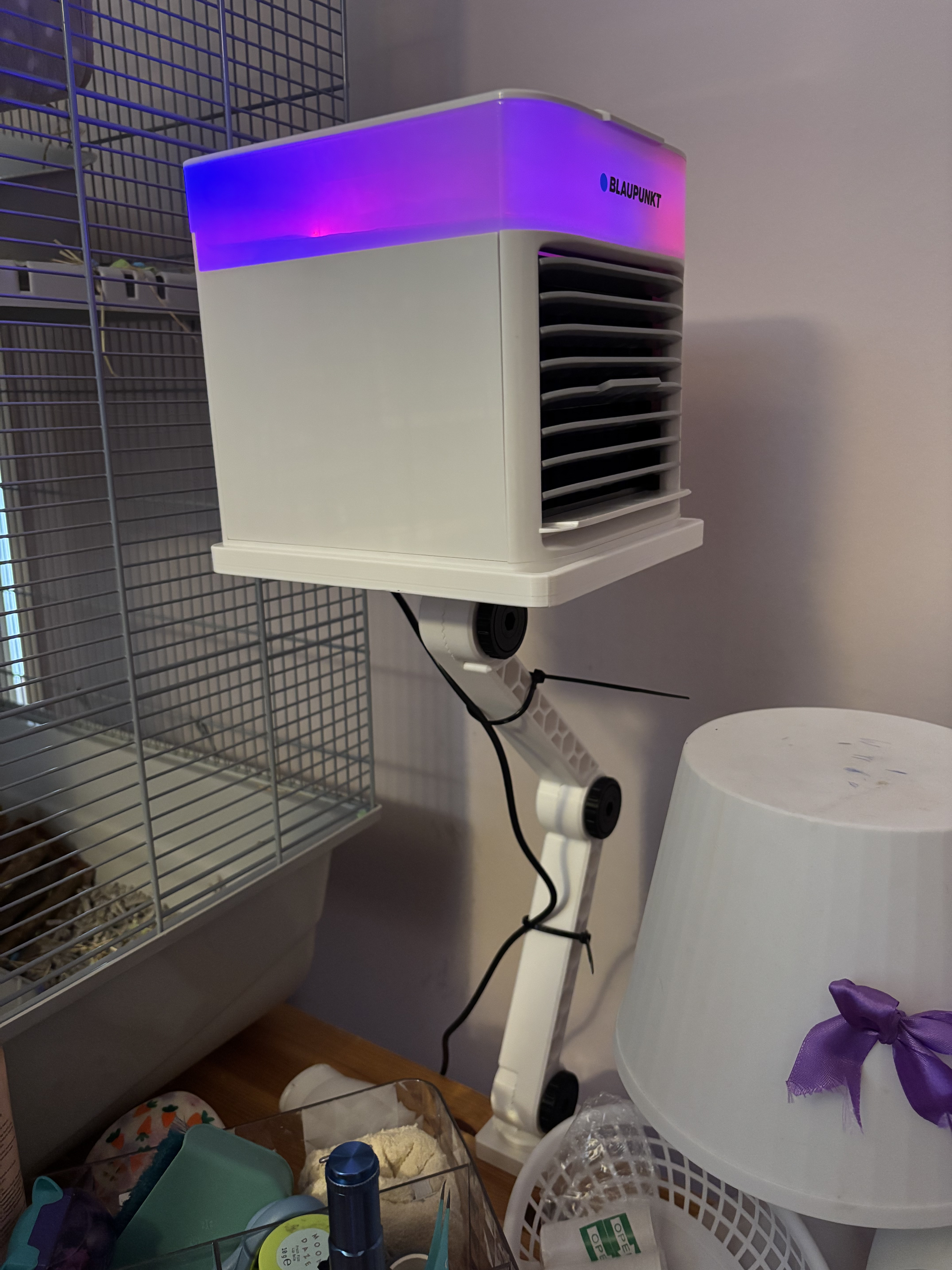 Blaupunkt Air Cooler Cube Holder for Small Arm System
