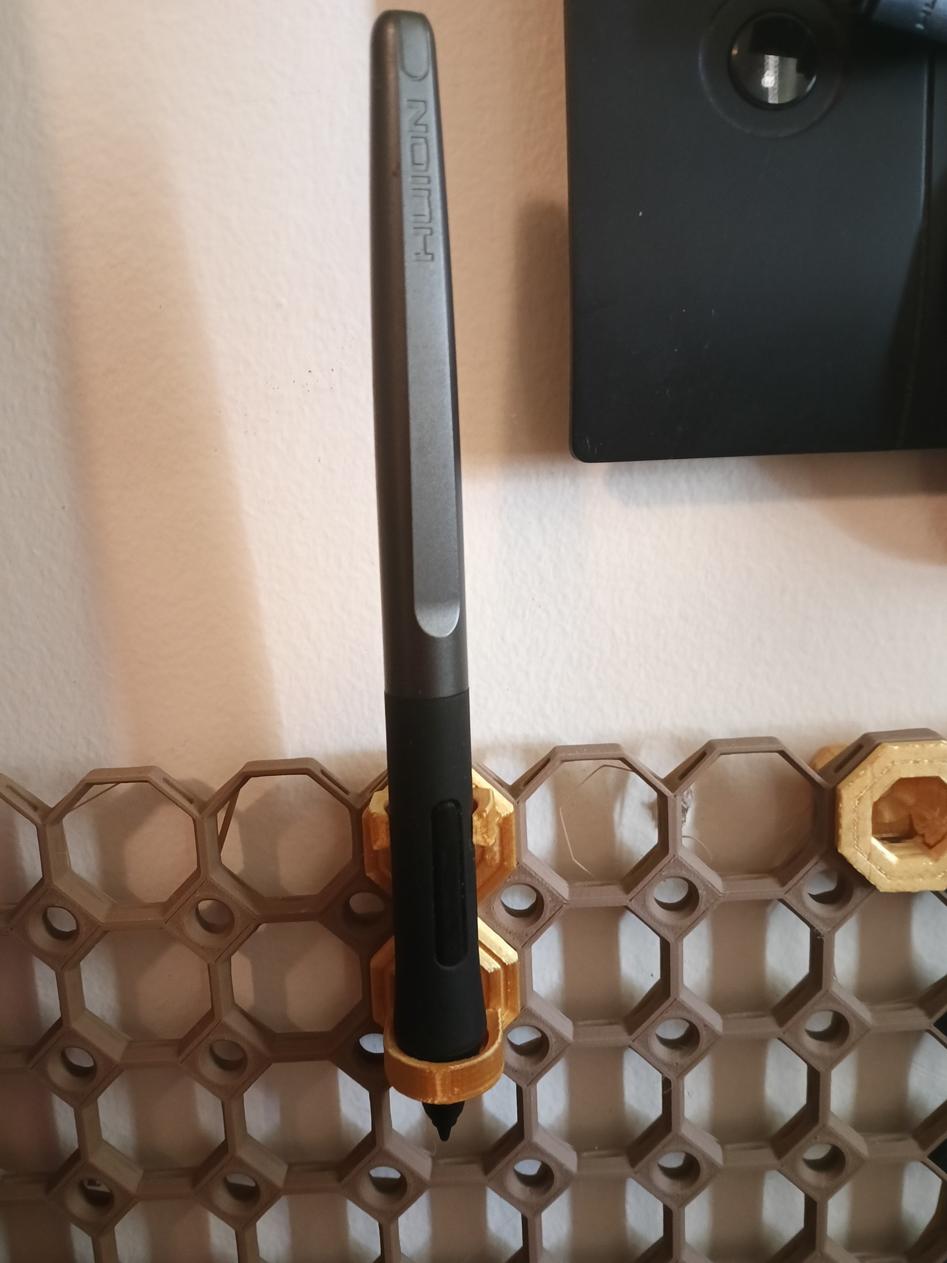 Huion Stylus holder 3D model thumbnail