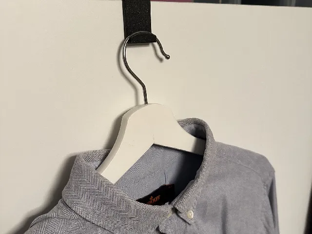 Hanger hanger/hook for closet / wardrobe