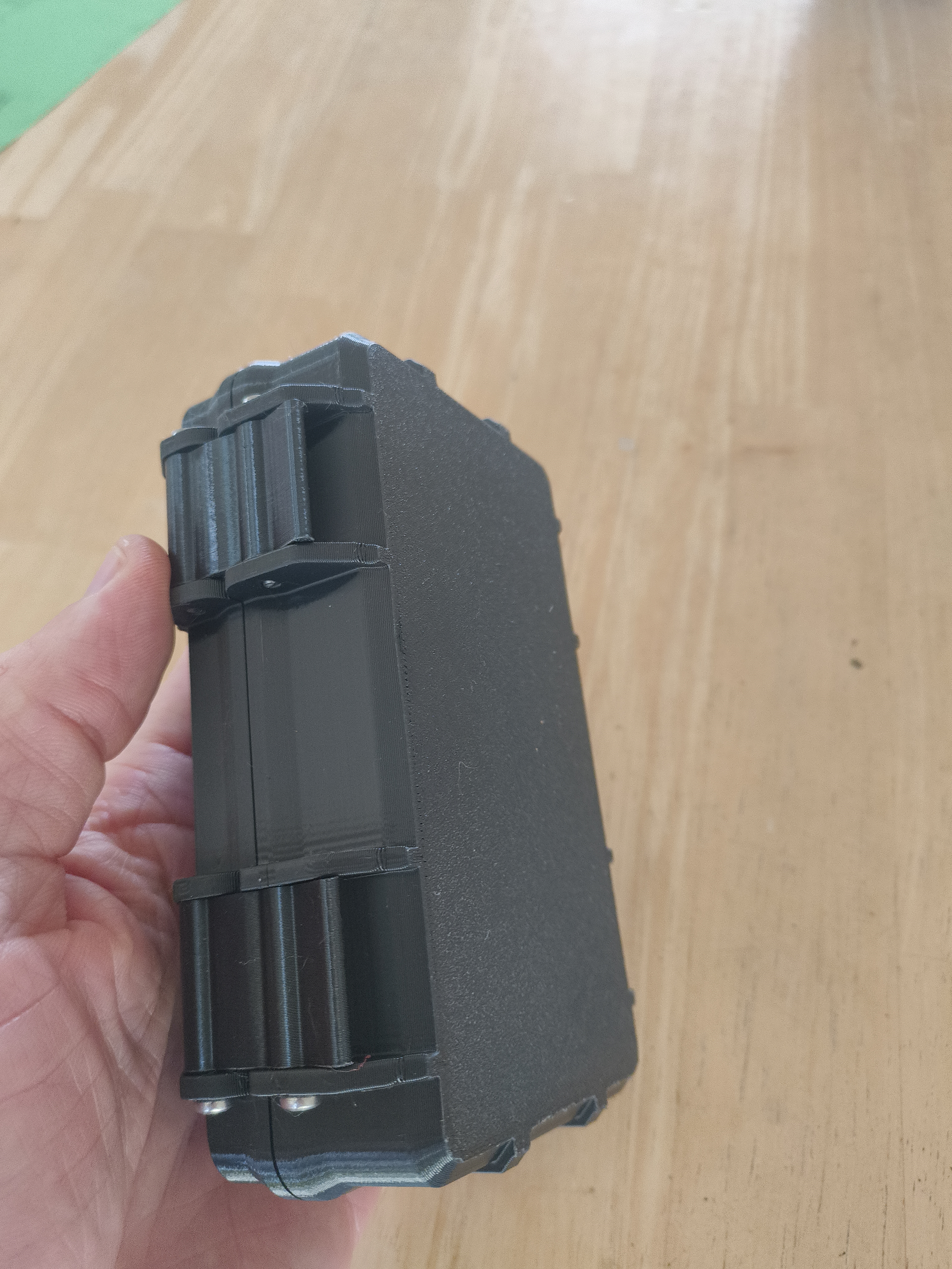 rugged box for cheap multimeter — miniatura 5