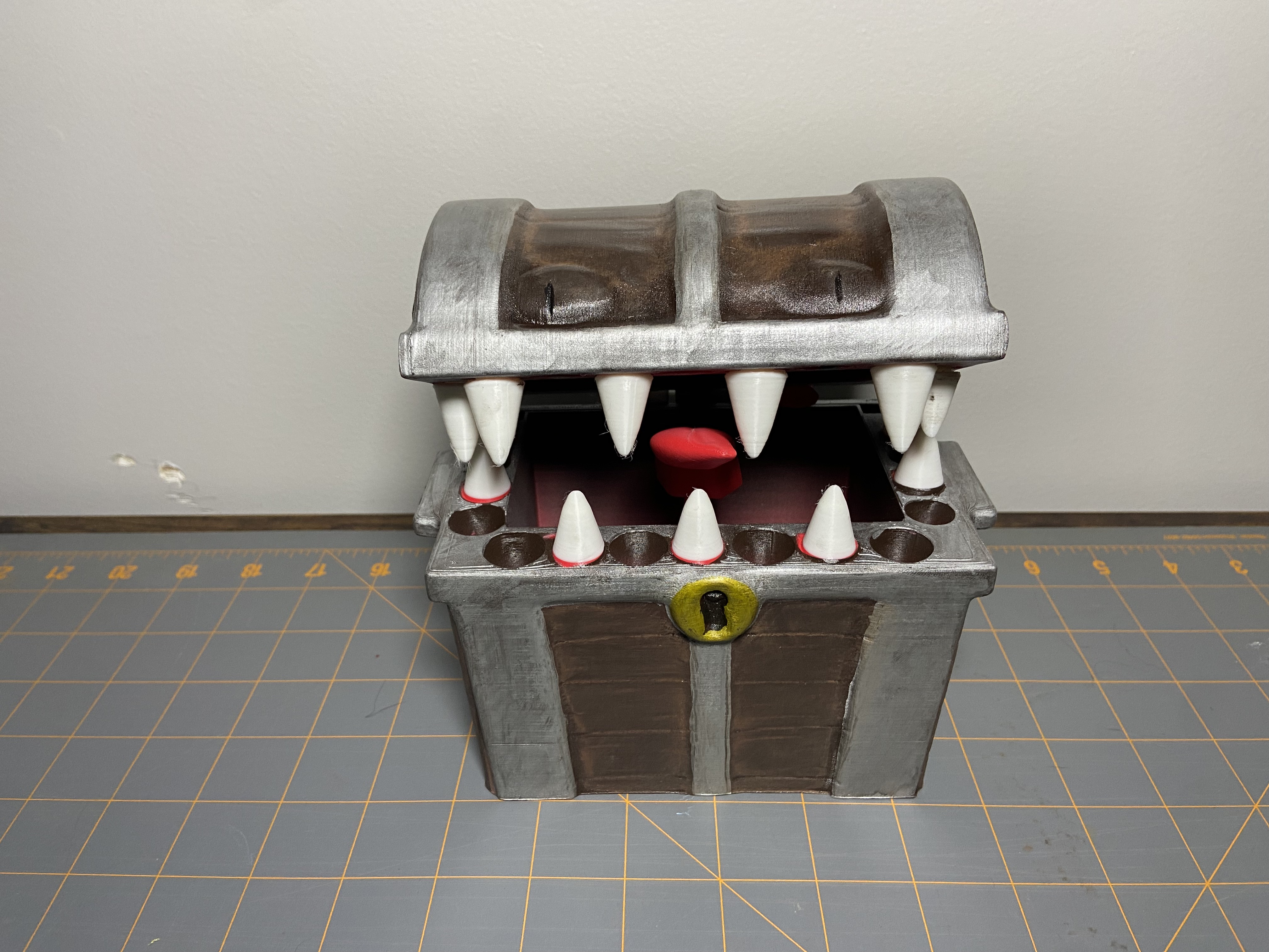 Halloween Decoration - Mimic Chest