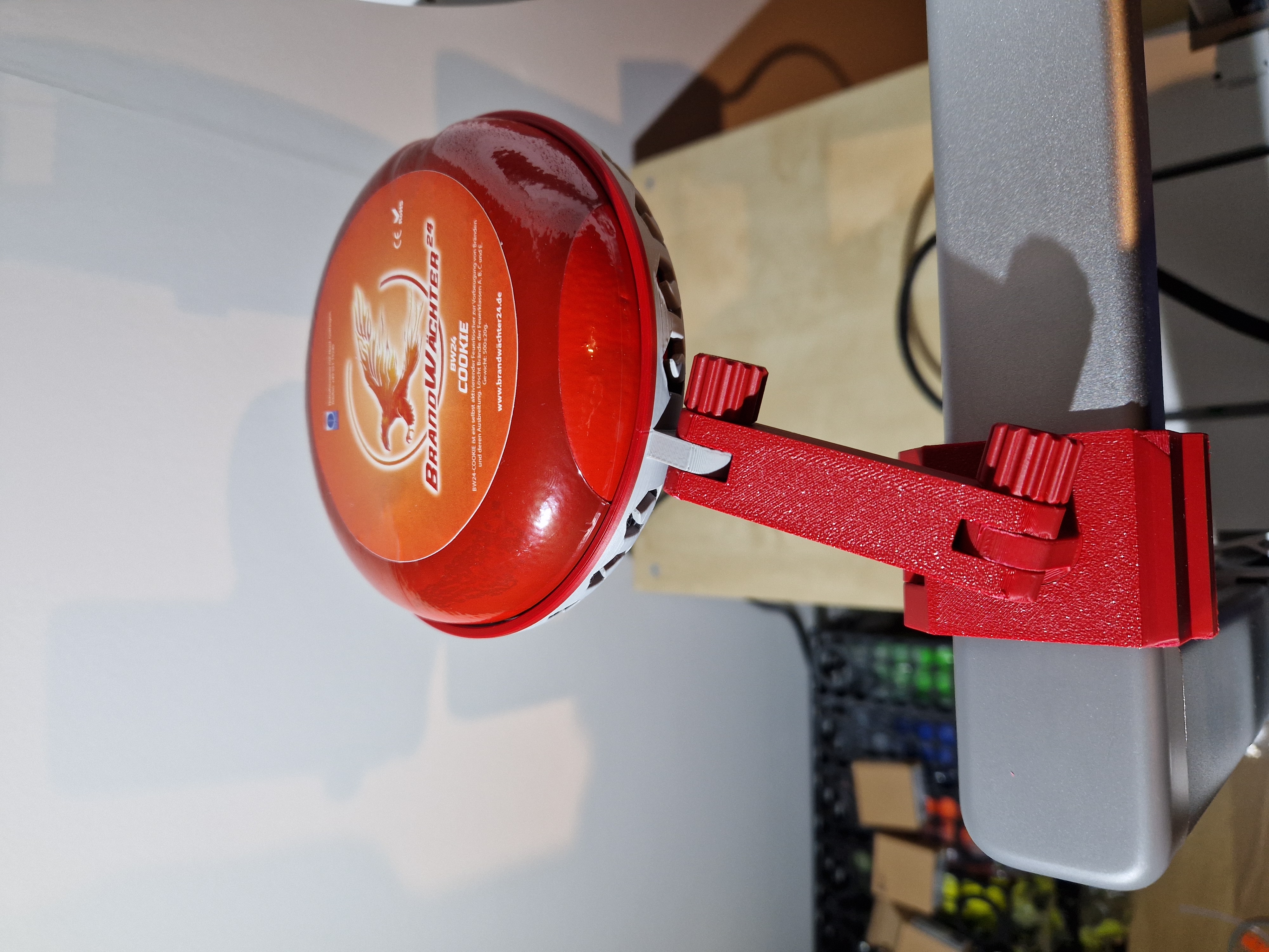 Fire extinguisher for the Bambulab A1