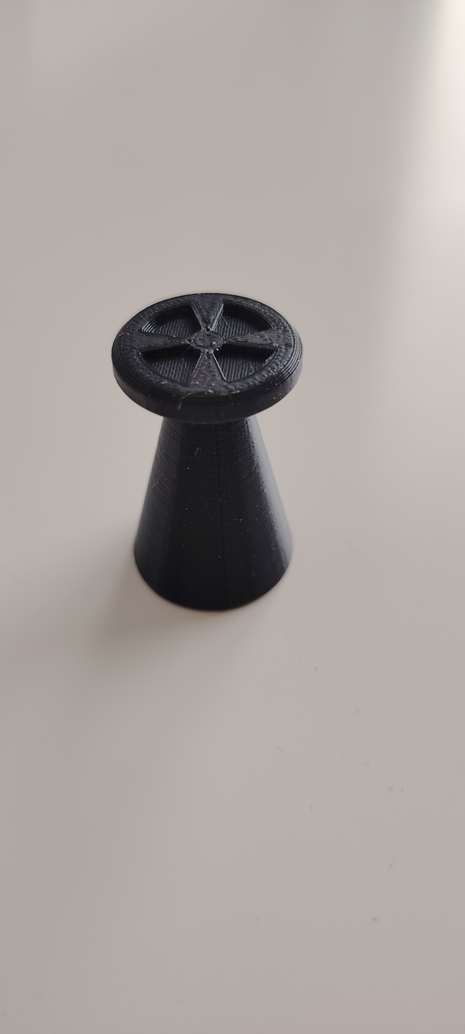 Magnetic hook