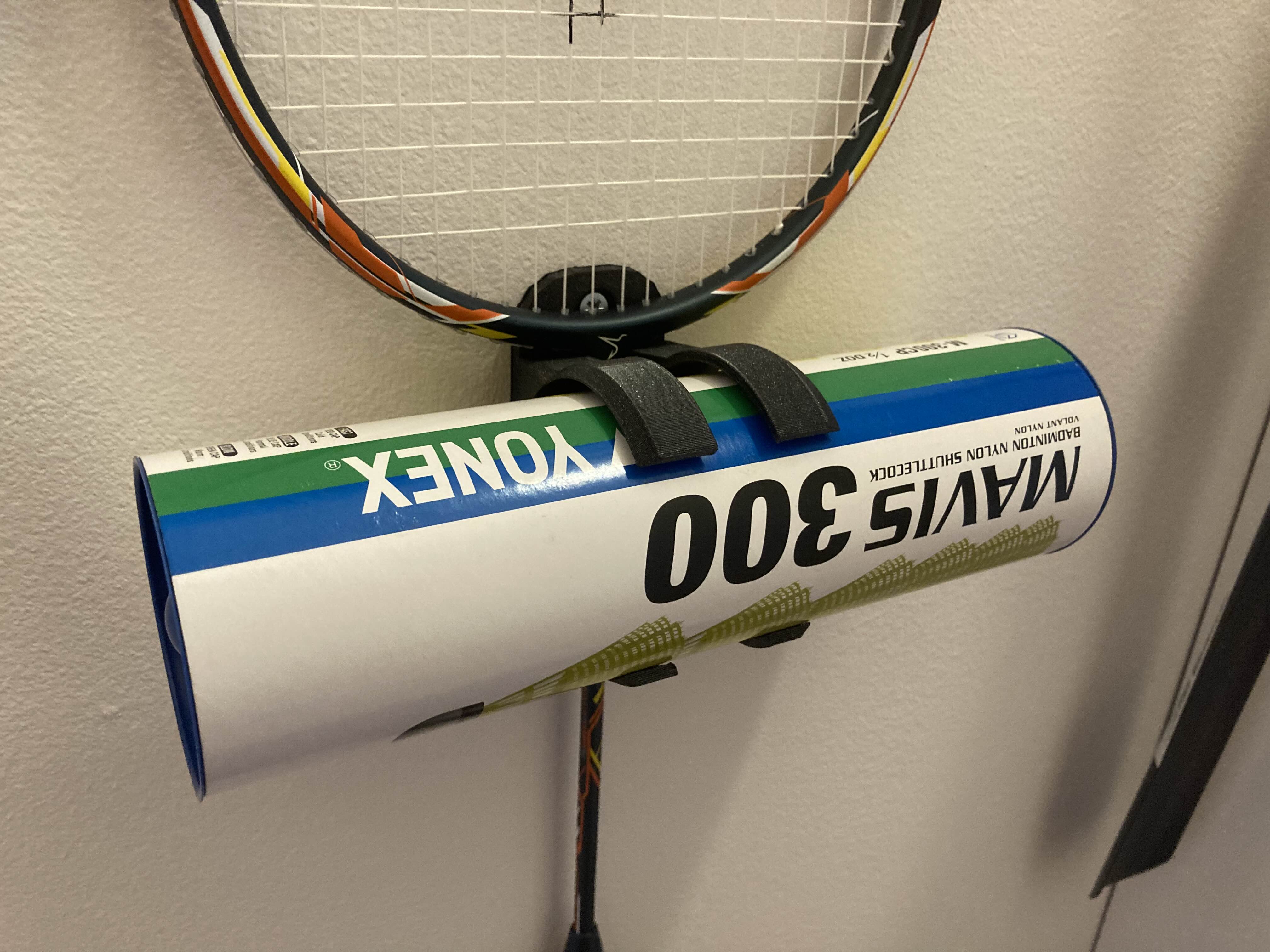 Badminton racket and shuttlecocks holder