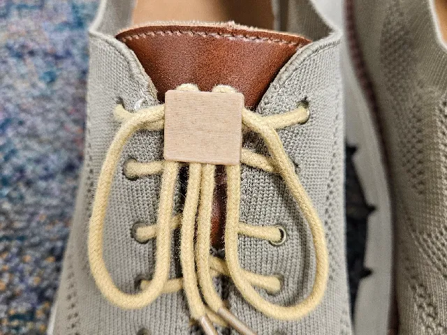 Lace lock
