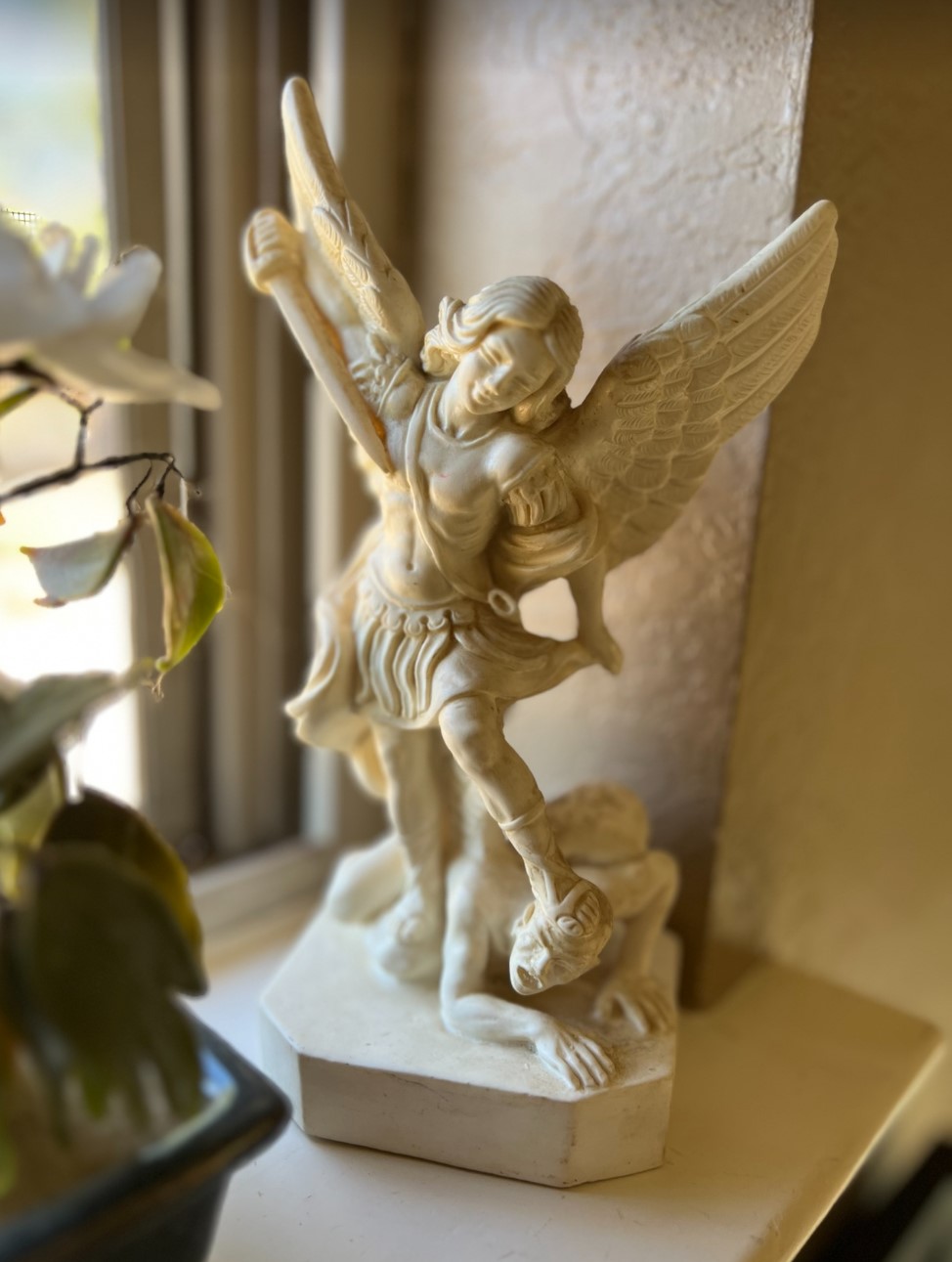 Saint Michael the Archangel Statue _ 3D Scan - High Definition
