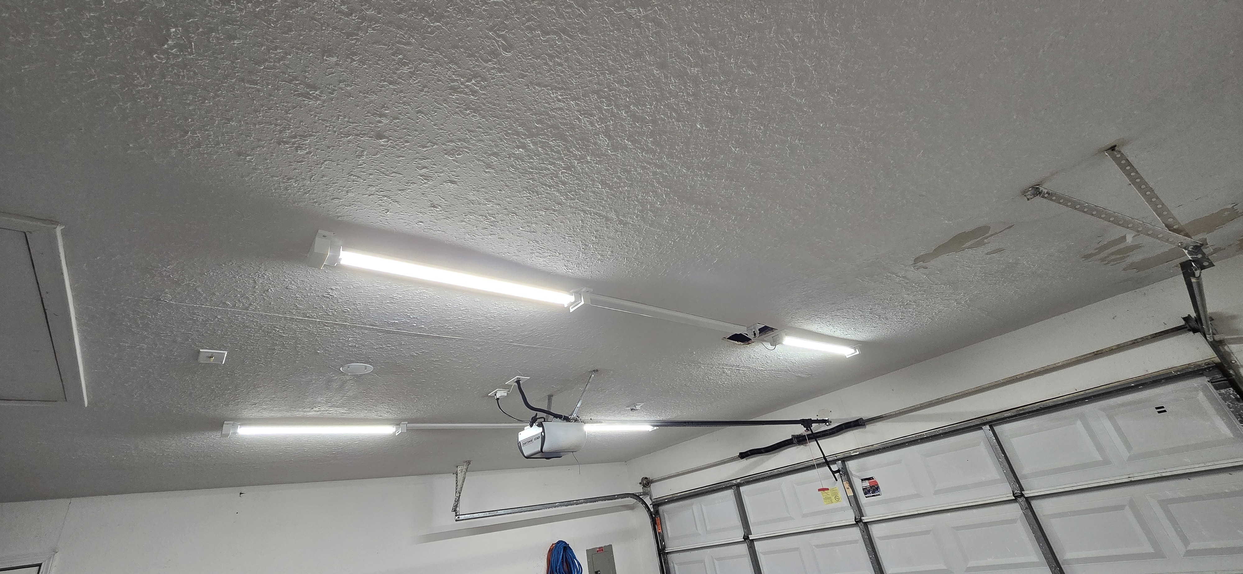 Commercial Electric LED Bar Ceiling Mount