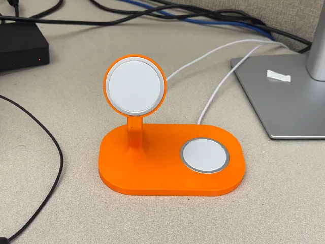 MagSafe iPhone and AirPod Dock