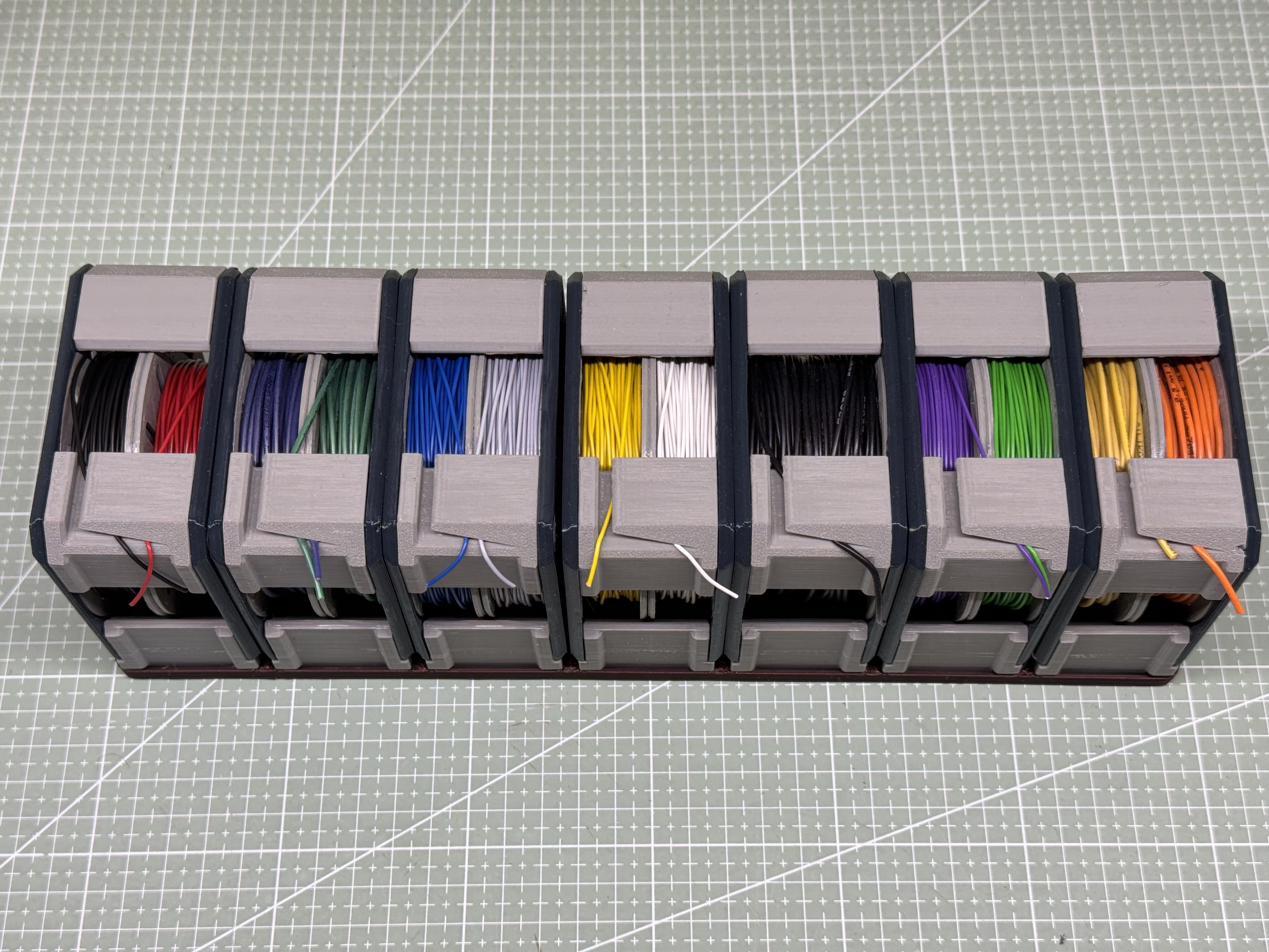Miniatura 5 do modelo 3D Cable Spool Holder Gridfinity