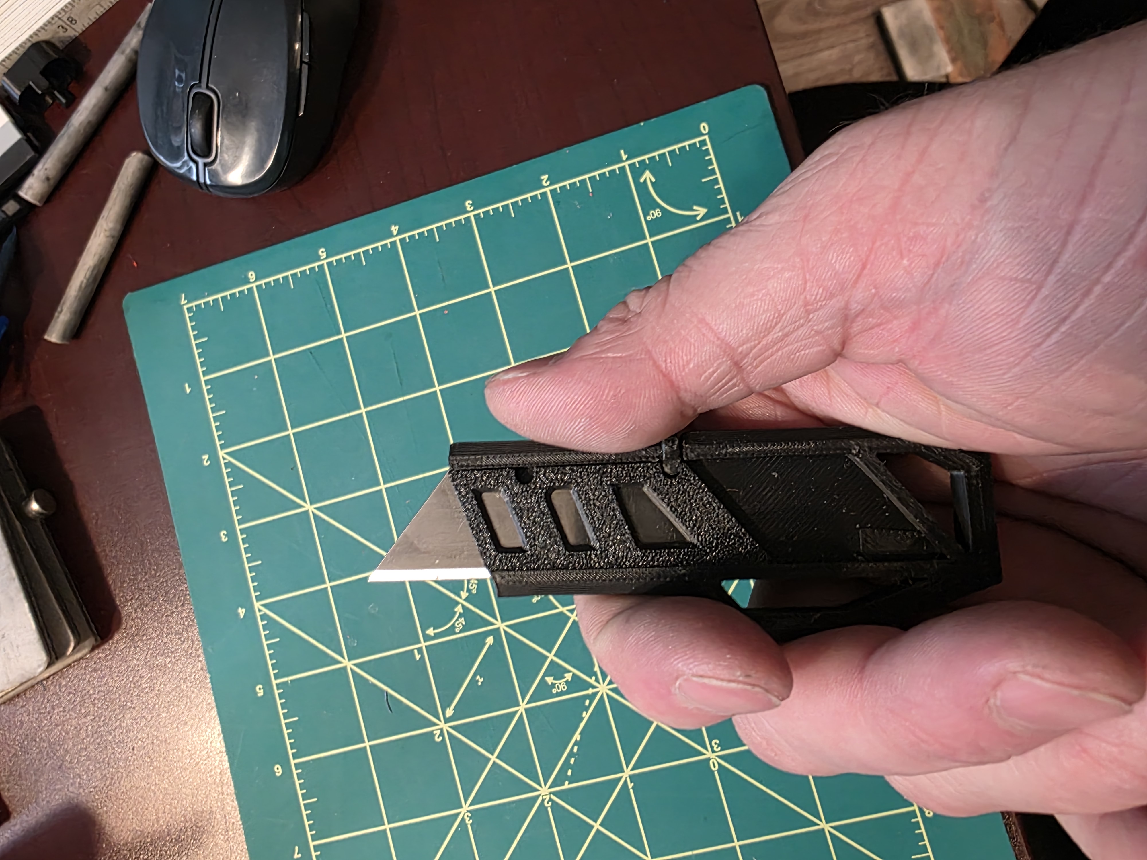 Skeleton Frame Utility Blade Knife