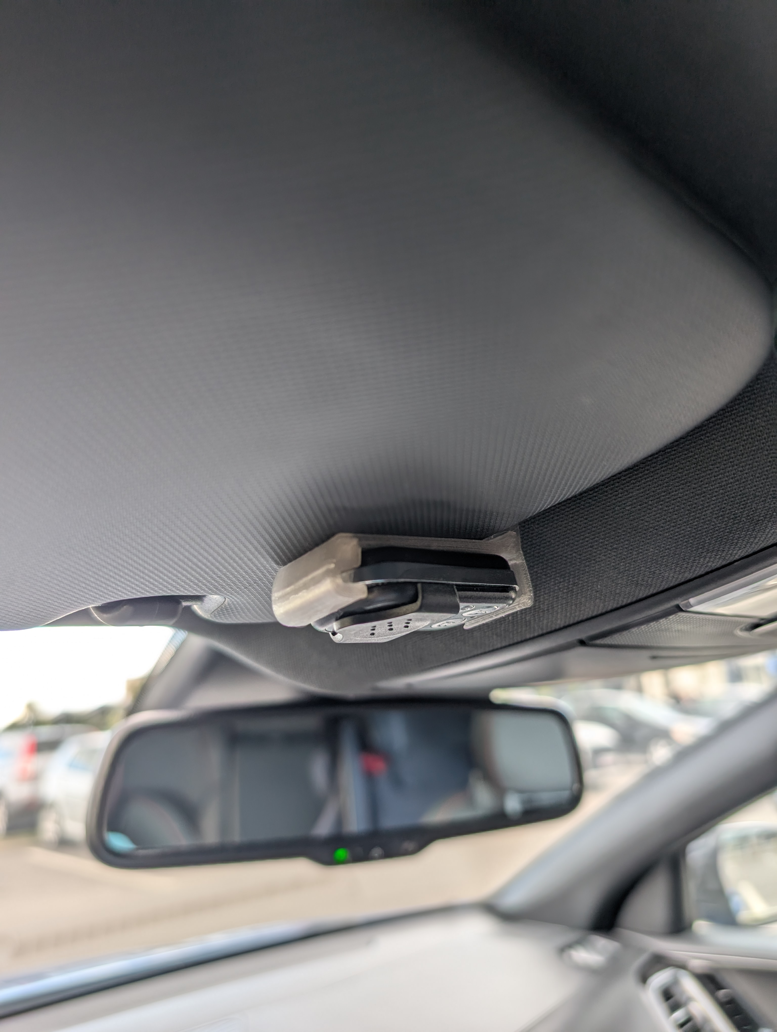 Garage door universal remote(433mhz) visor clip — thumbnail 3