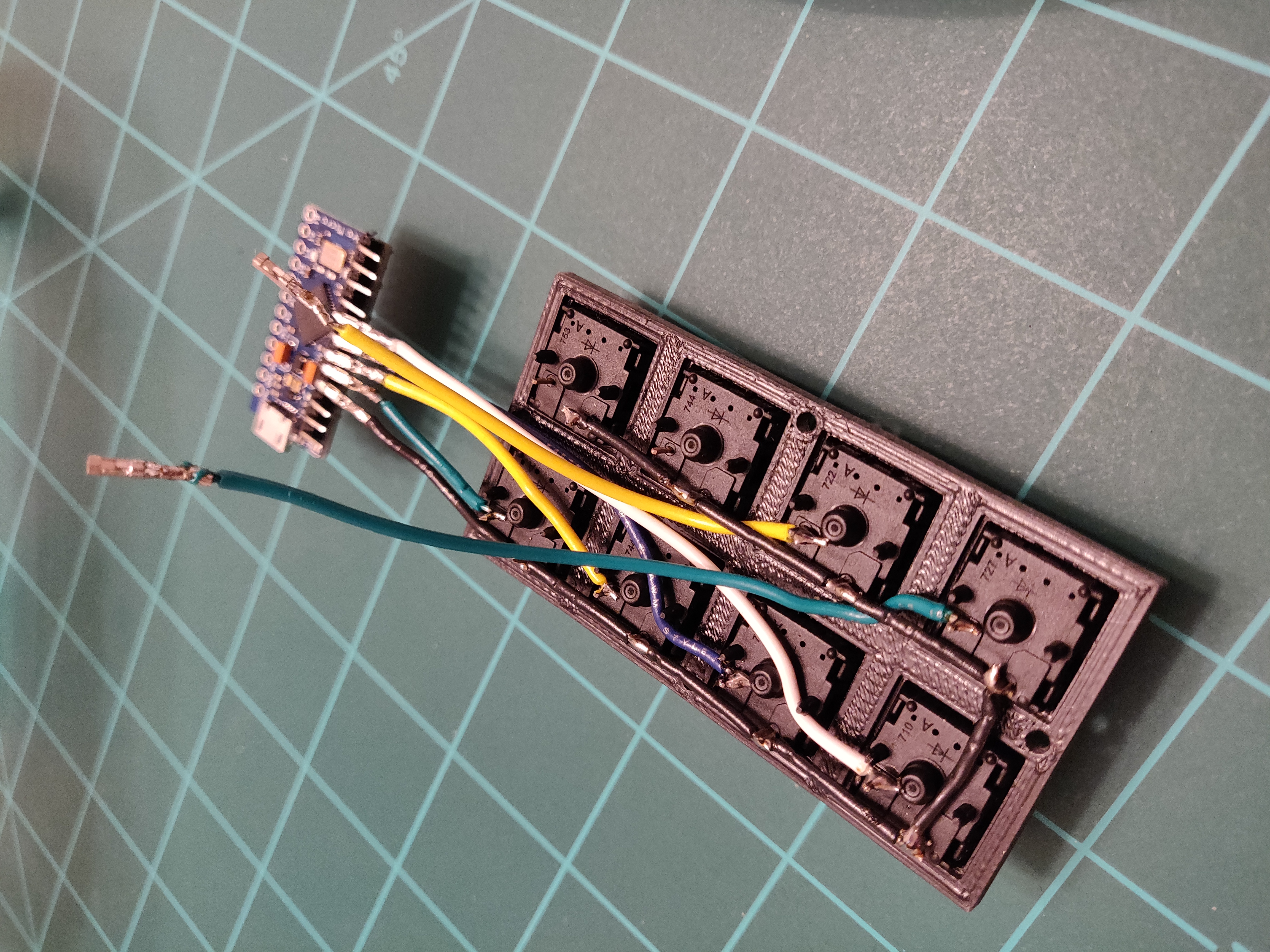 Miniatura 4 do modelo 3D Macro Keypad/Streamdeck