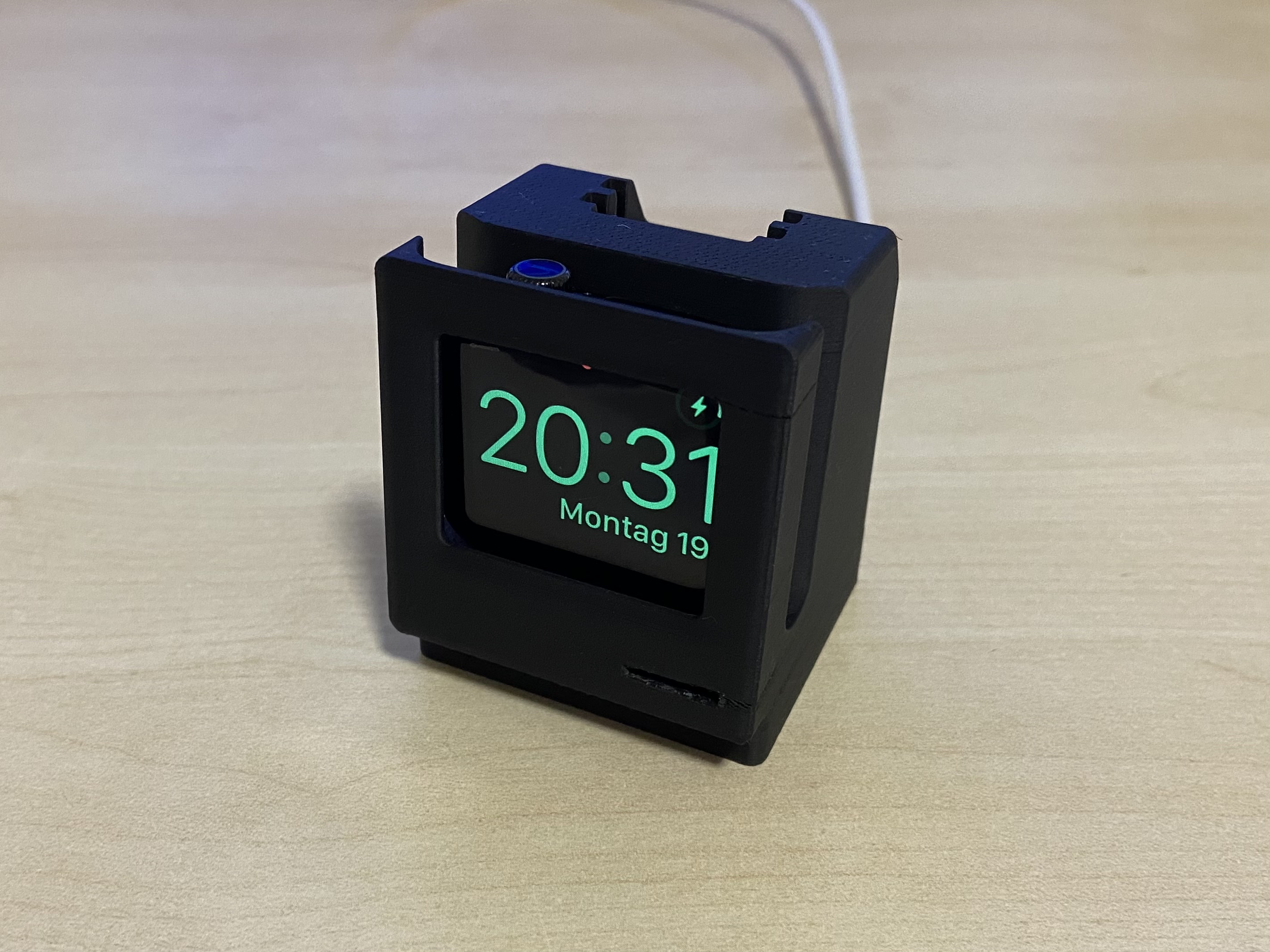 Apple Watch Series 10 42mm Stand