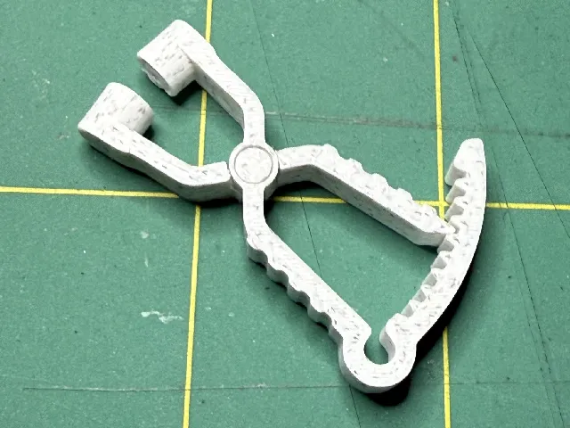 Tiny Ratchet Clip