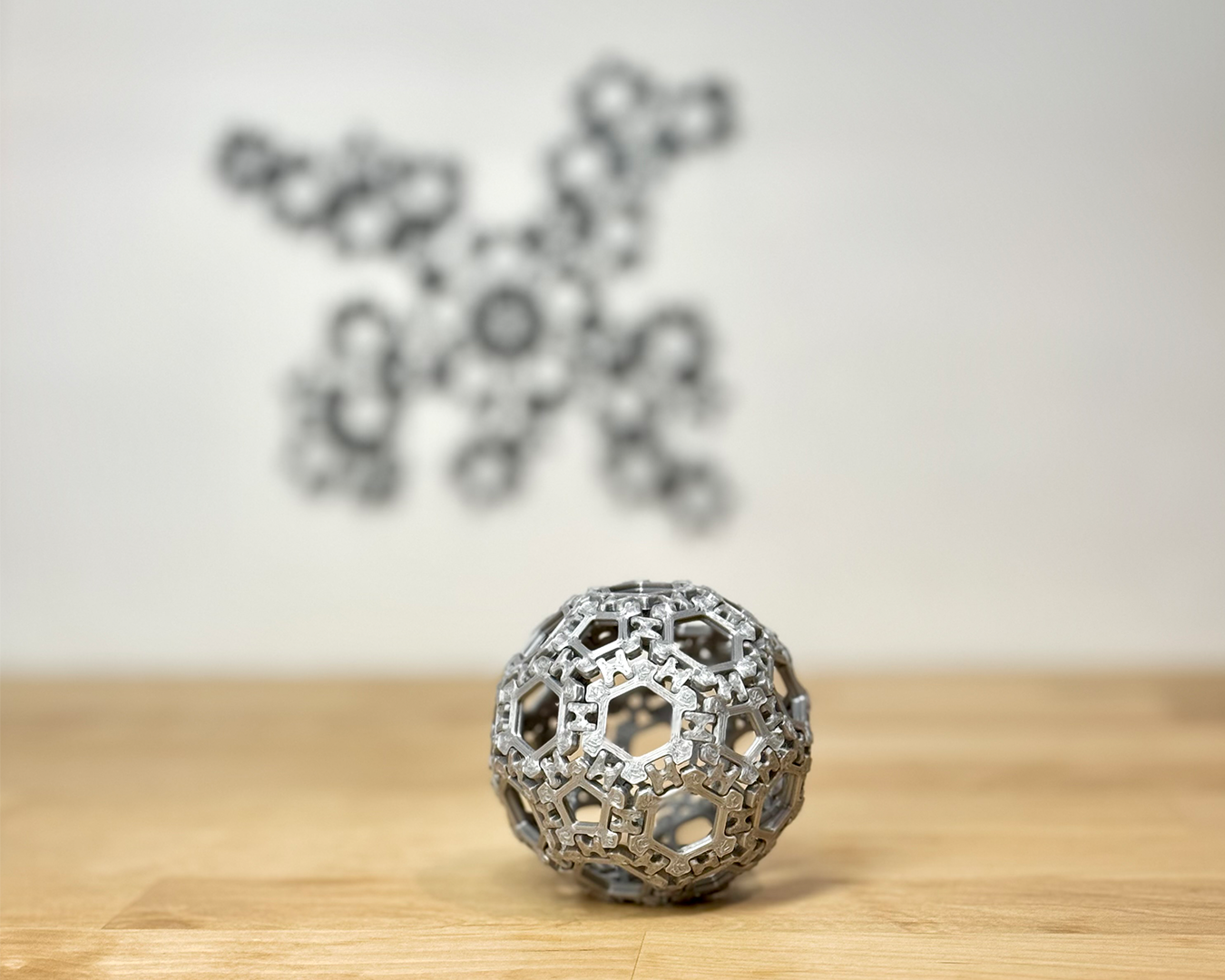 Flexible Sphere – Snap Together Geodesic Ball