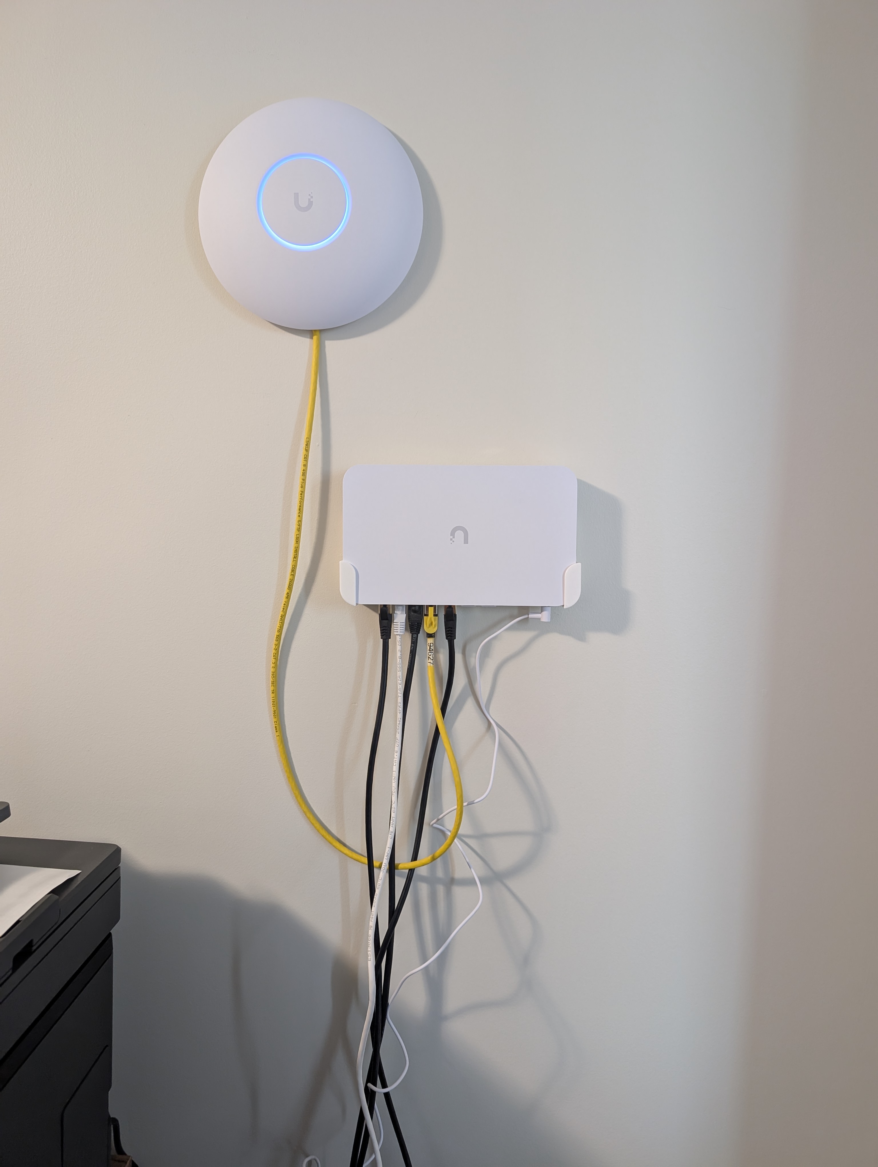 Unifi Cloud Gateway Fiber Wall Mount