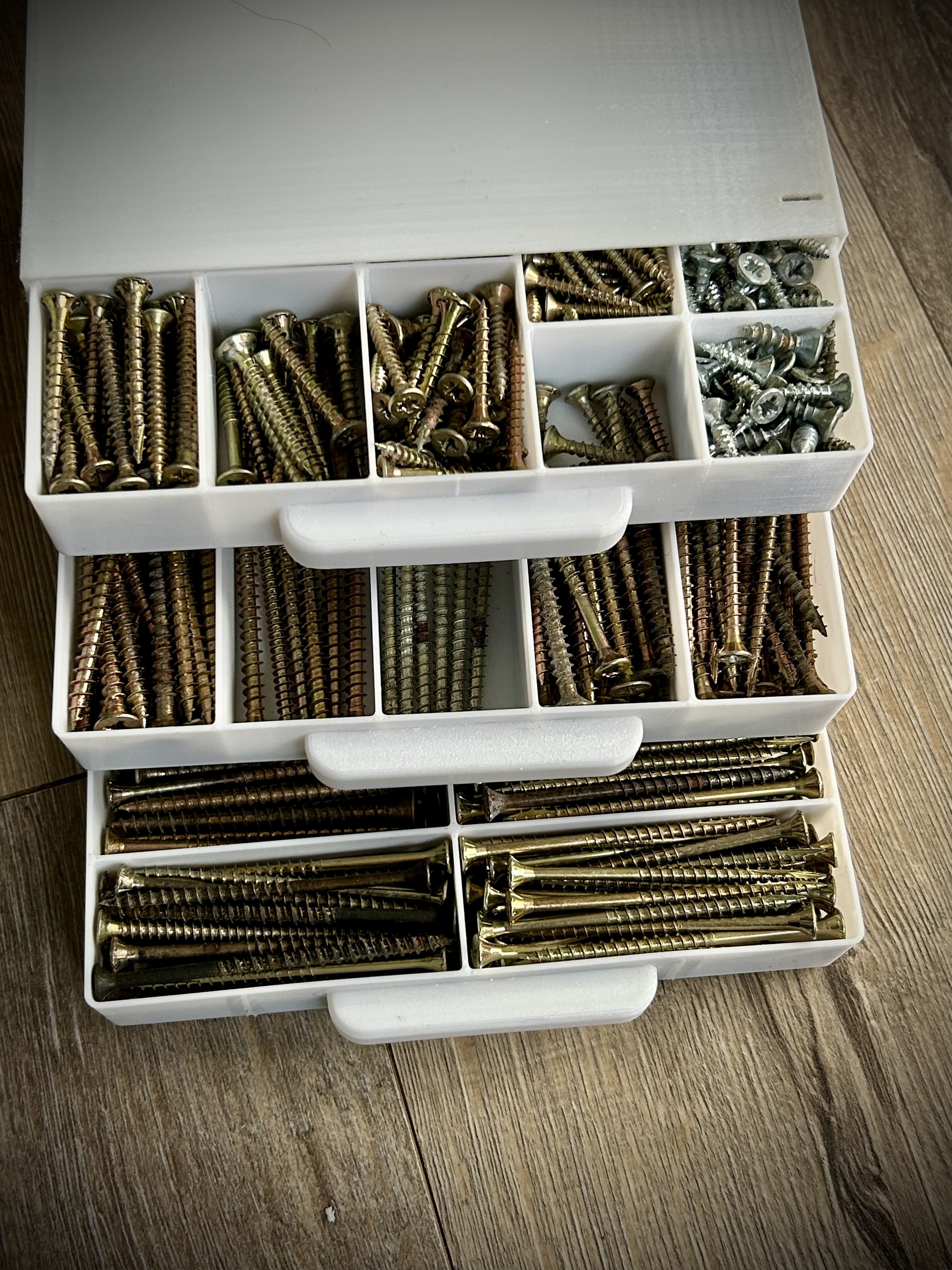 Stackable Wood Screw Storage trays for 10mm - 80mm screws - 2 Options