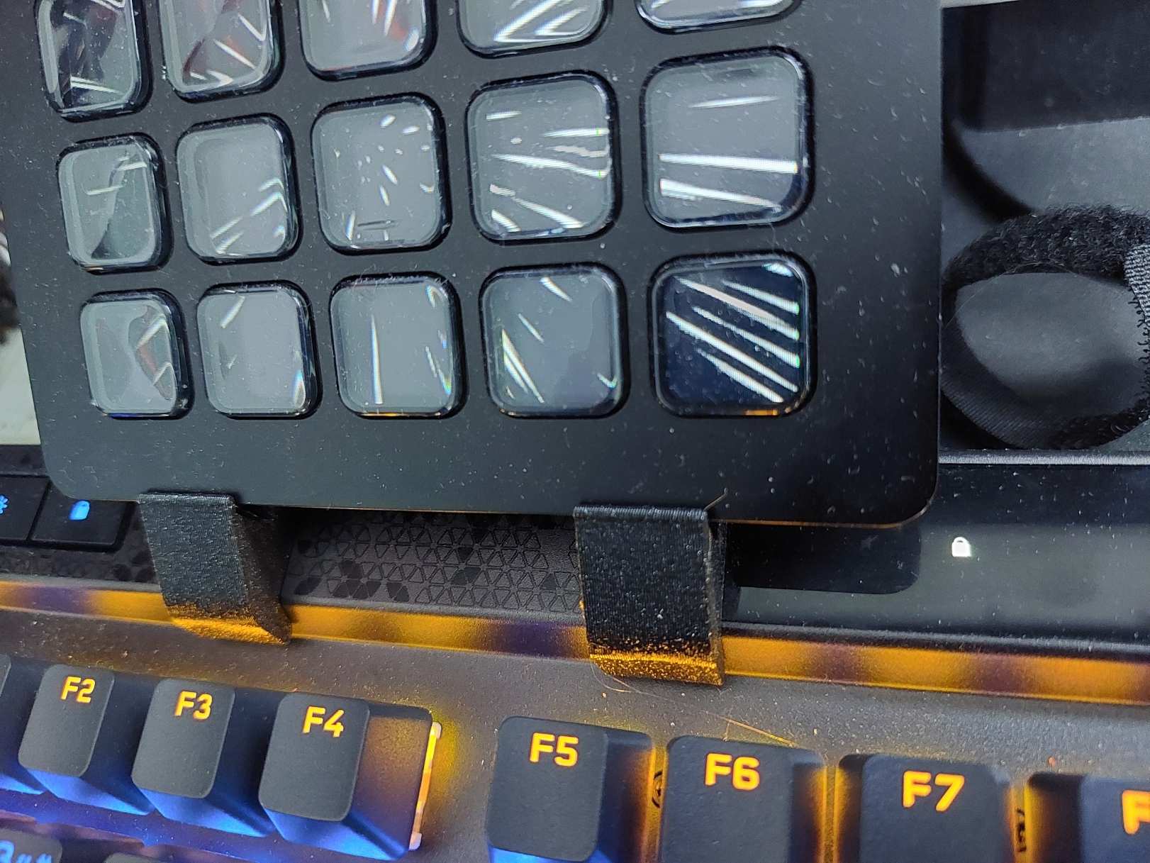 Stream Deck mount for Corsair K70 / K100