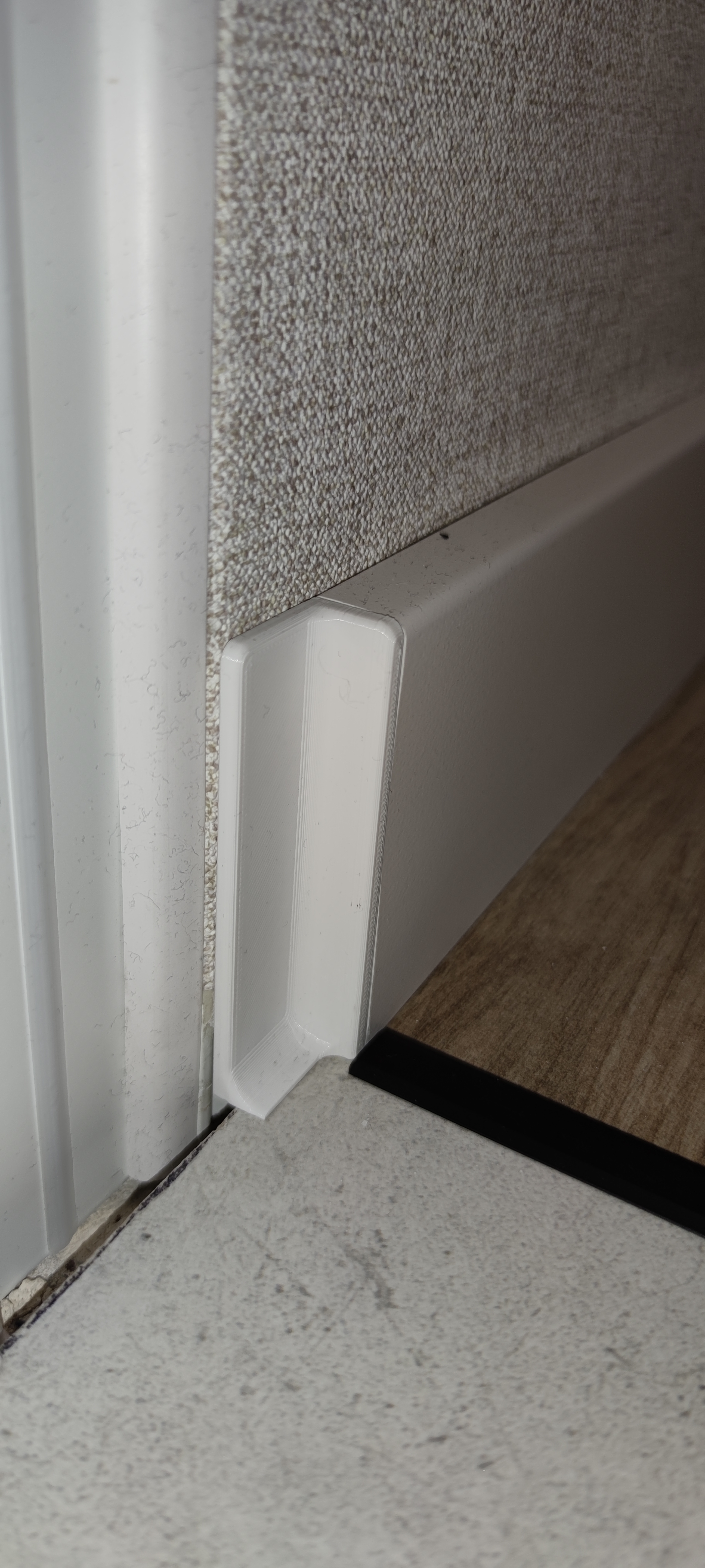 Vox Espumo skirting board