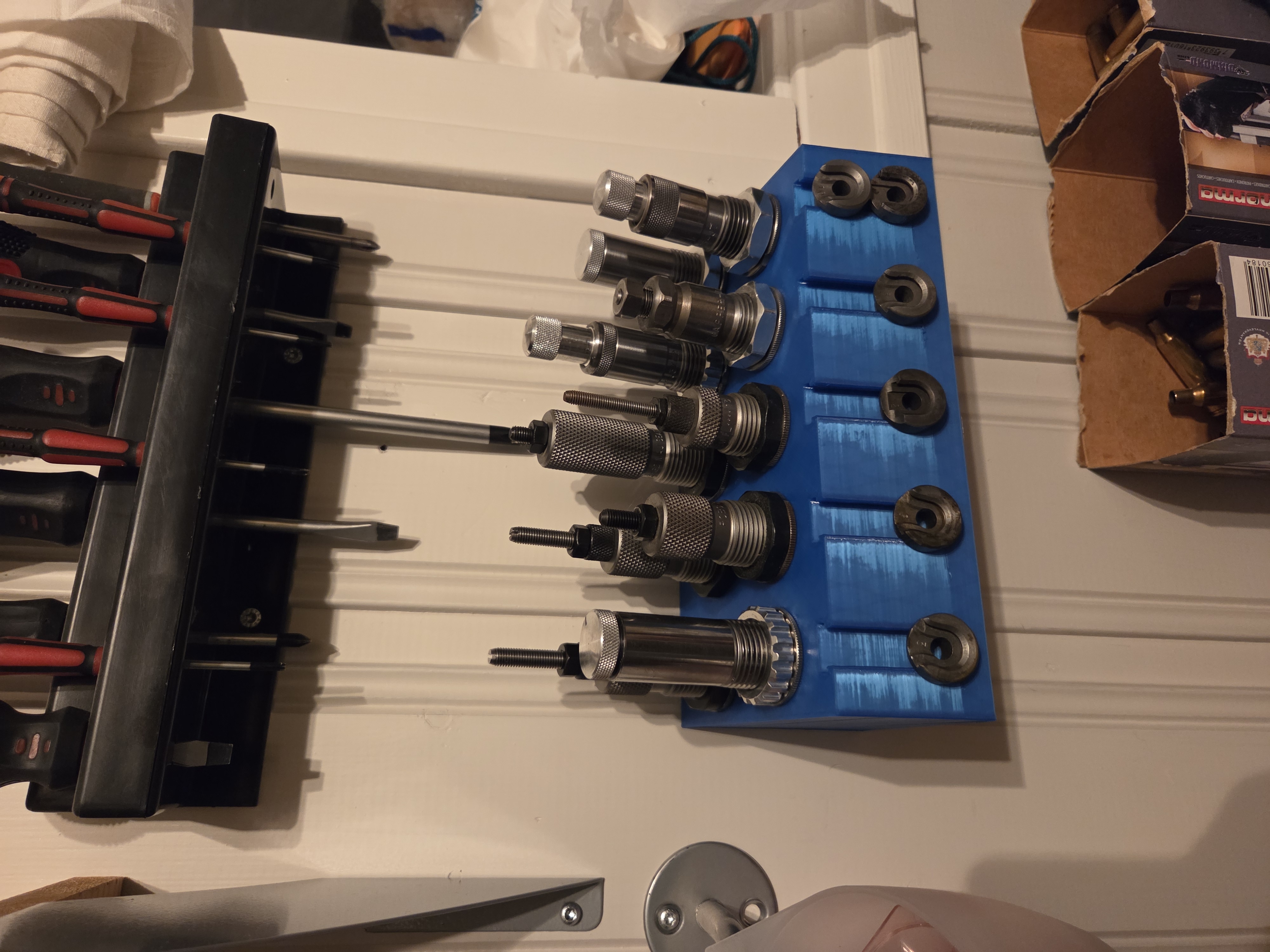 Reloading die shell case holder. — thumbnail 3