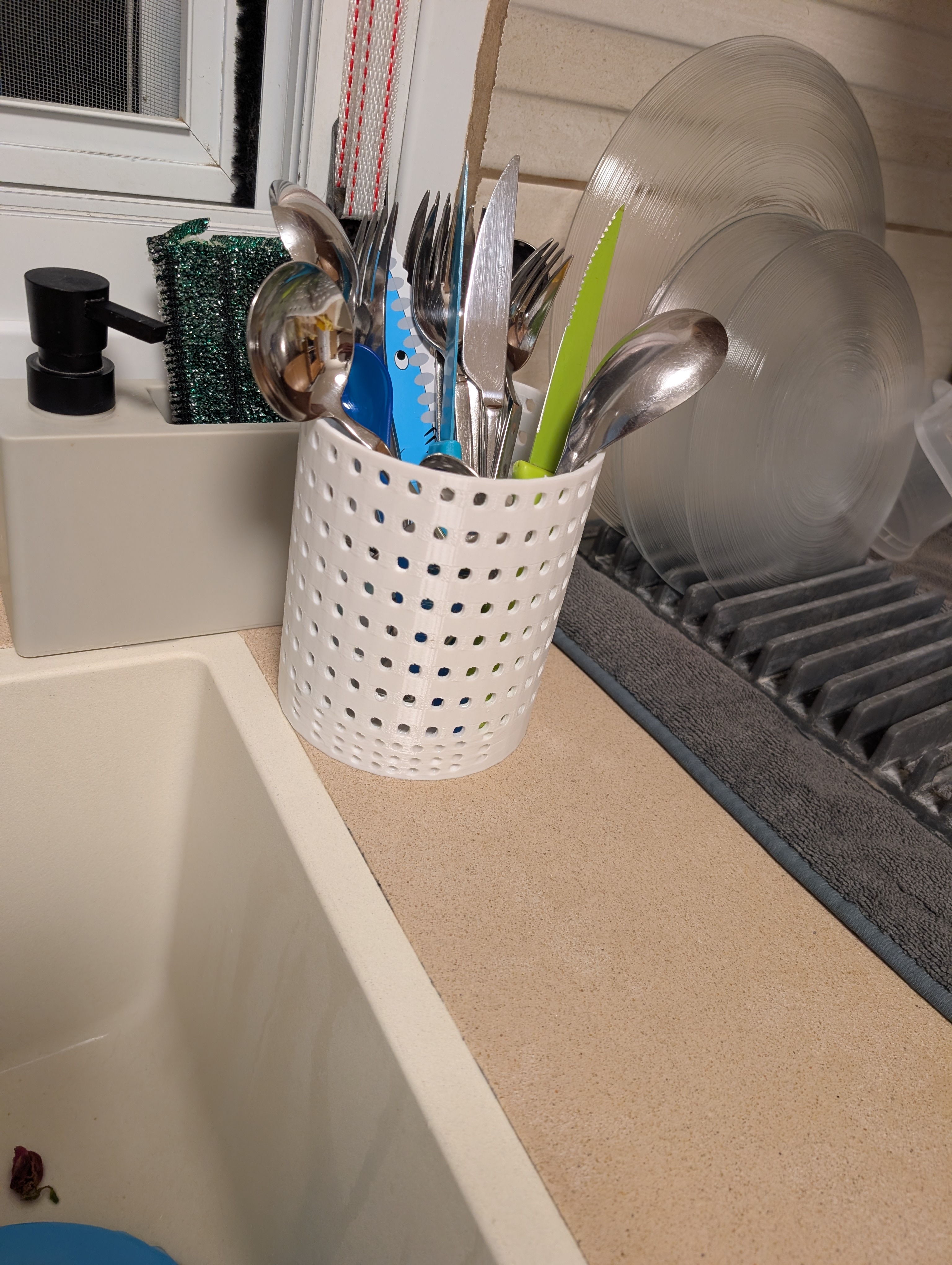Kitchen dish drying rack - dairy or meat - מתקן לייבוש כלים במטבח - חלבי או בשרי