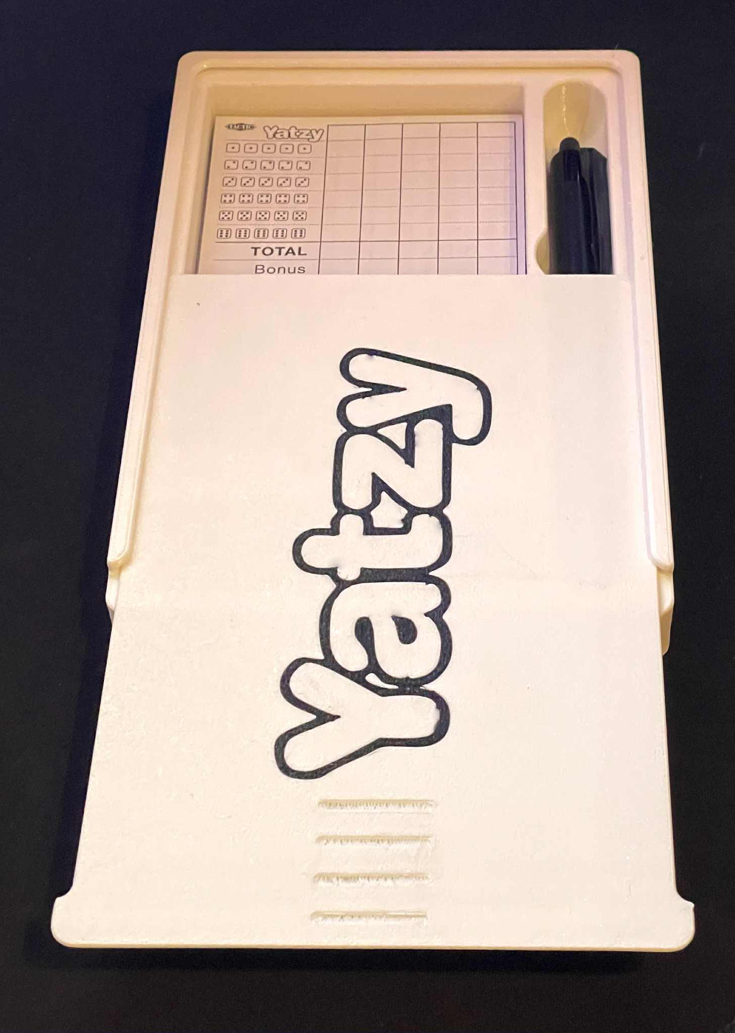 Yatzy game box