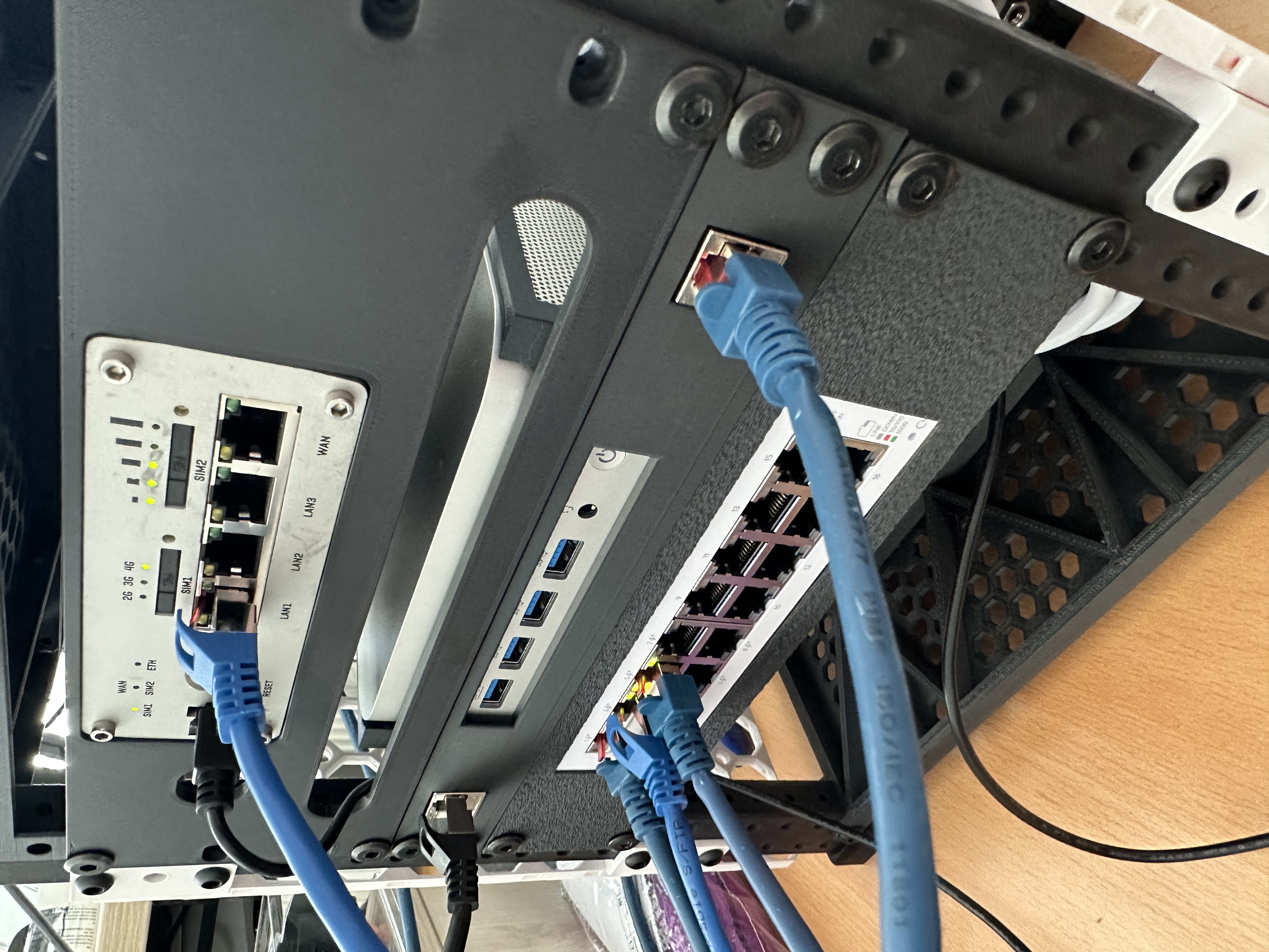 Geekom A9 max A8 max 10 inch rack mount