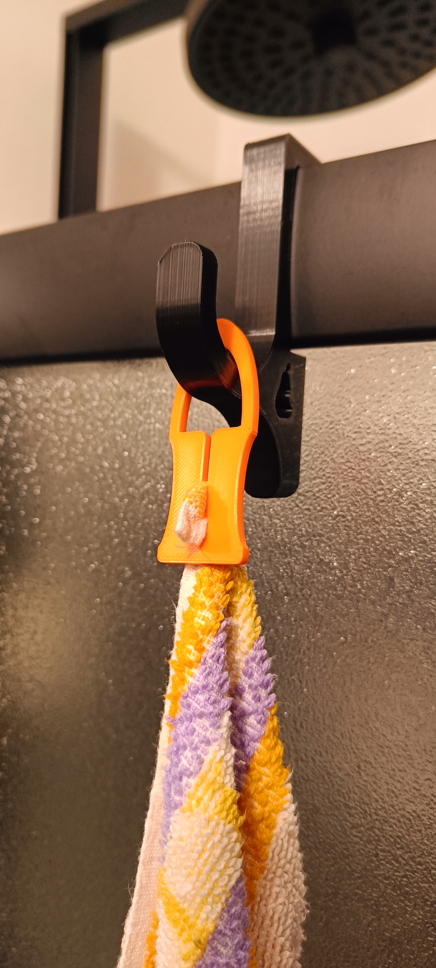 Háček pro ručník nebo utěrku / Hook for towel or dishcloth