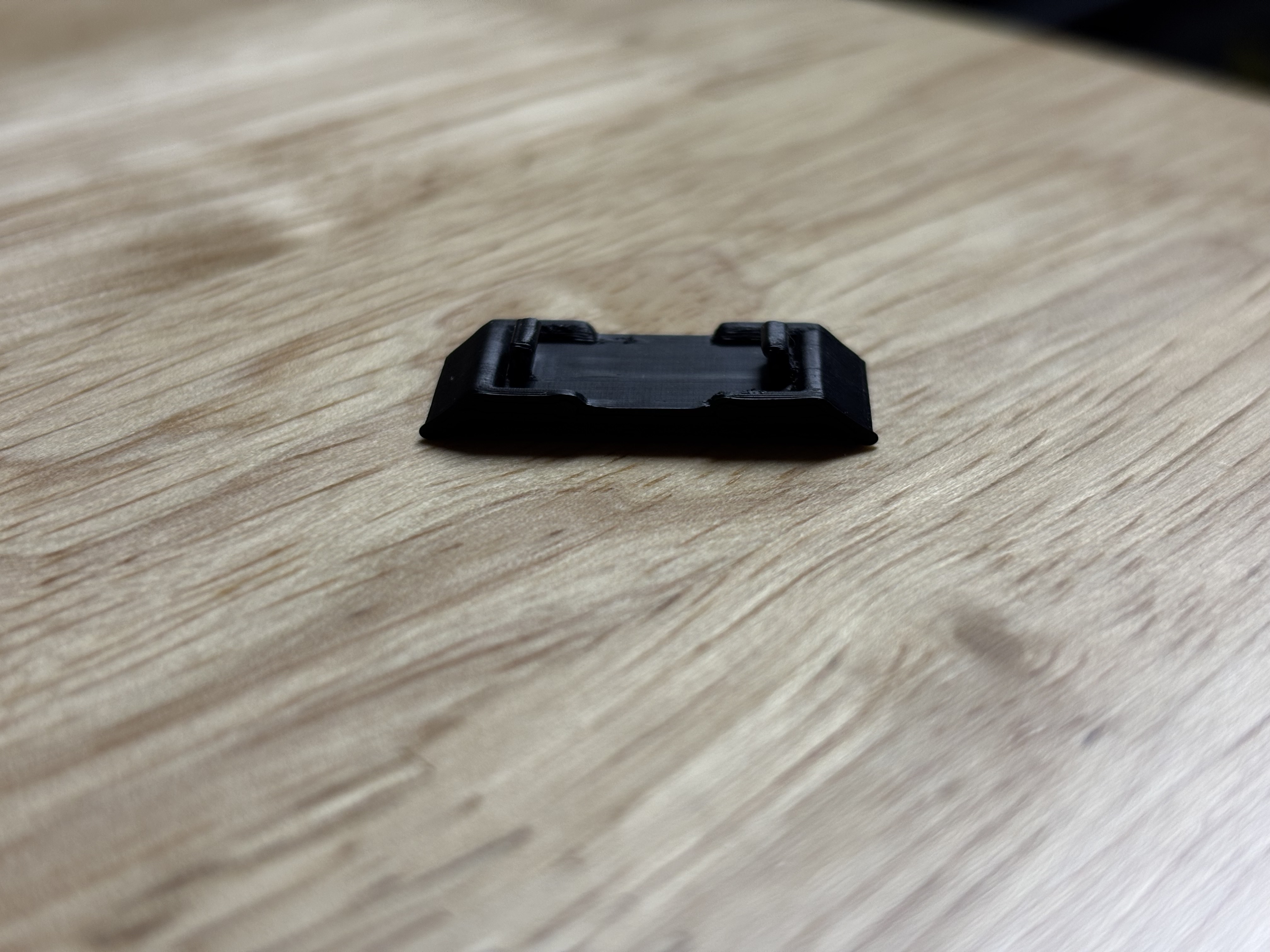 Shure AA Battery Clip Adapter for ULXD2, AD2, QLXD2 3D model