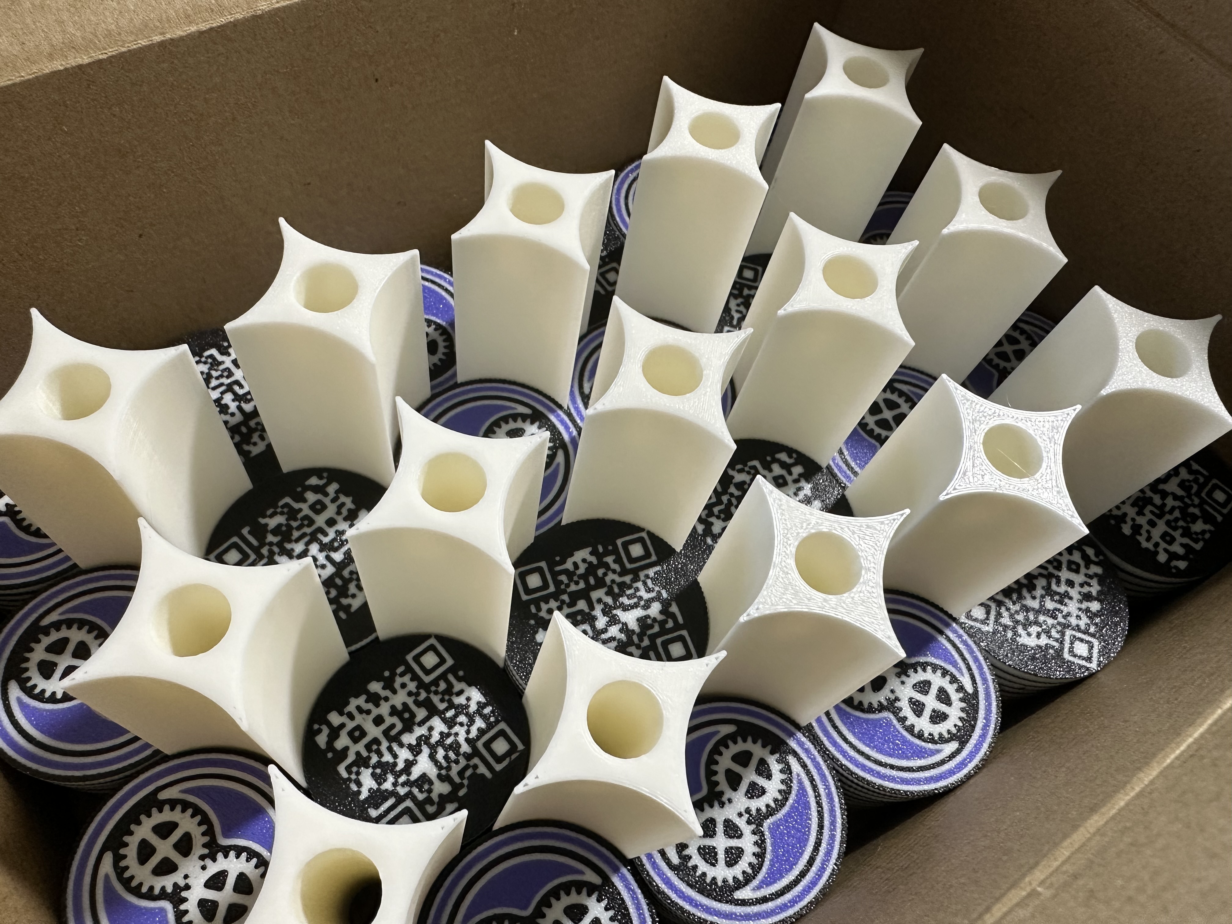Makerchip spacer holder