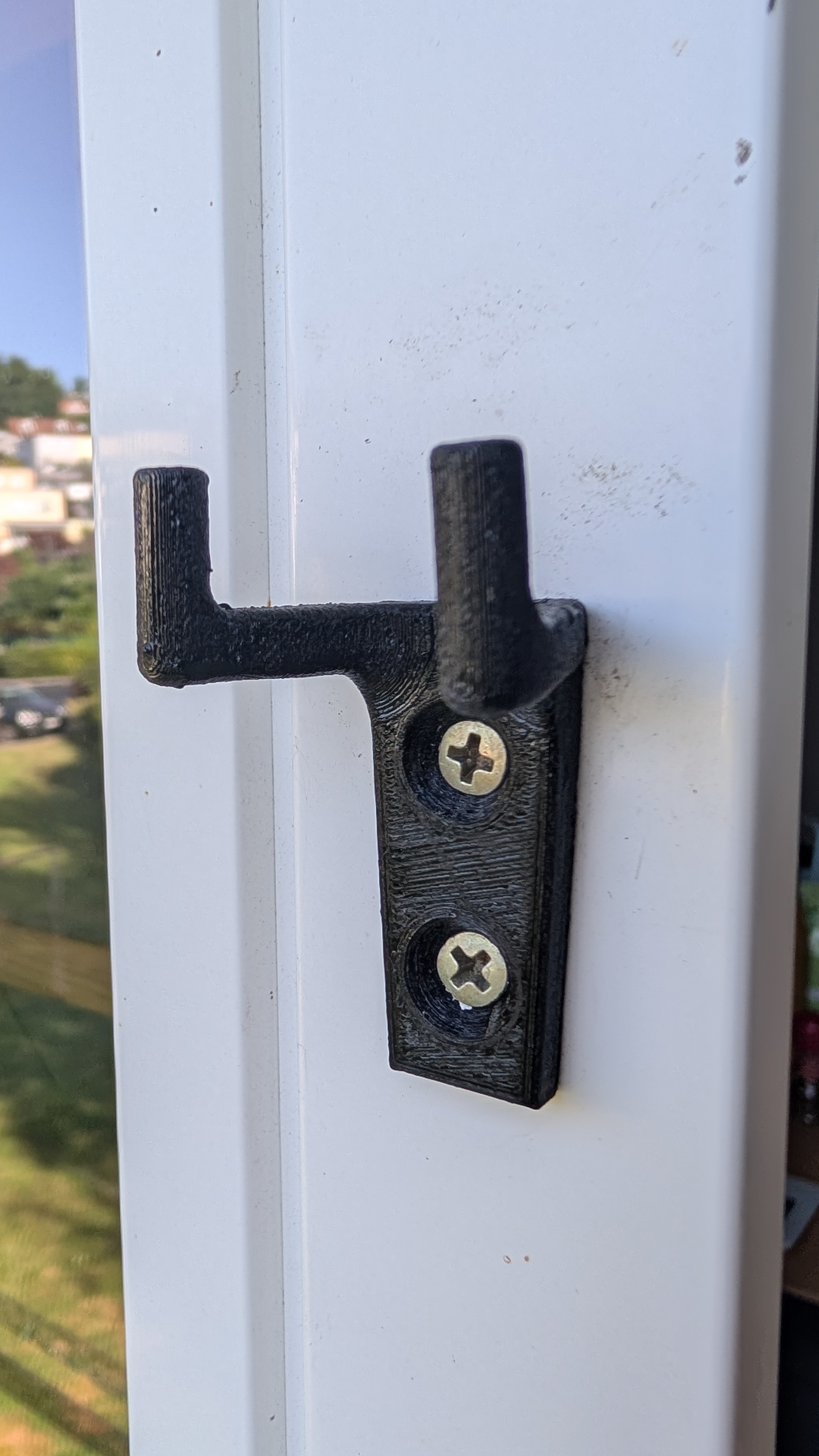 Fensterladen Haken