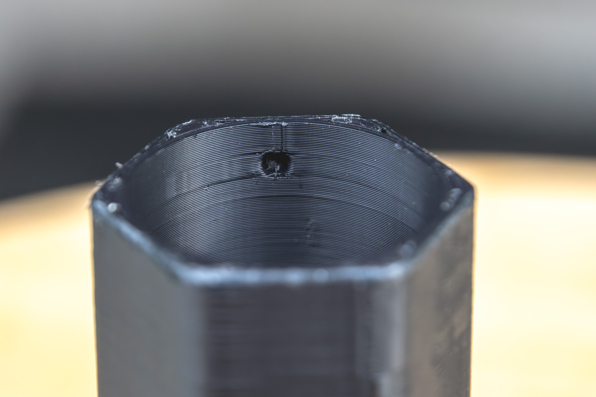 Bearing ball lid for puzzle box