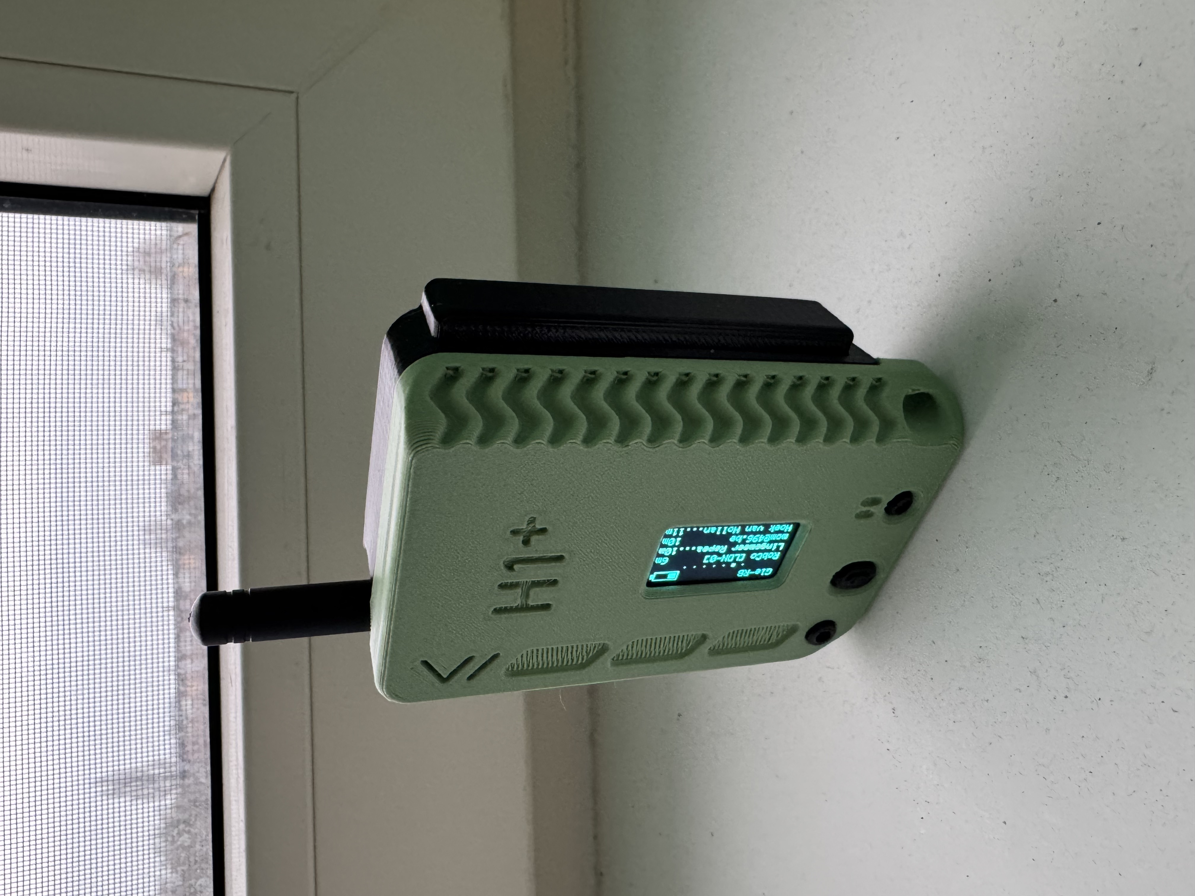 Remix of H1+ - Enhanced H1 Rearcase for bigger battery.