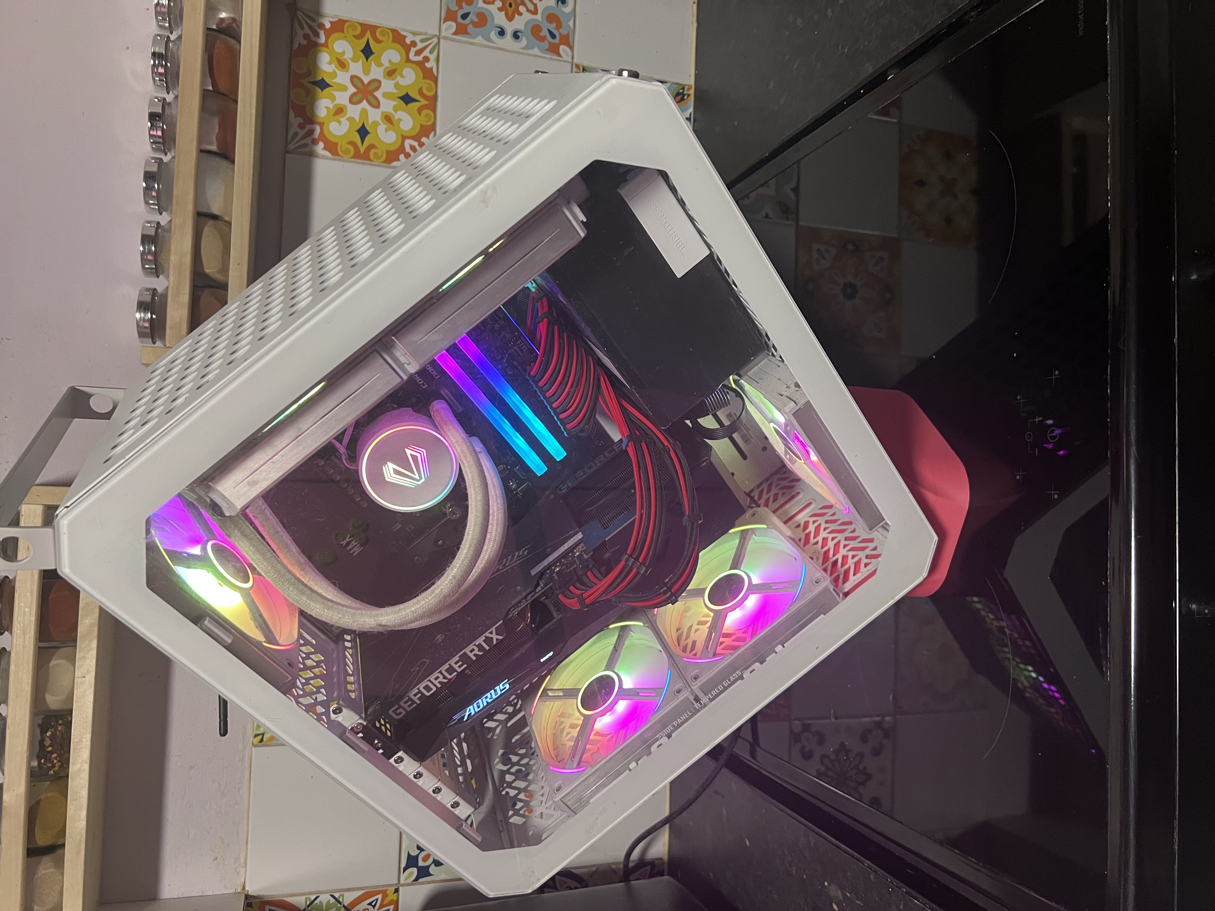 Cooler Master Qube 540 Showpiece Stand