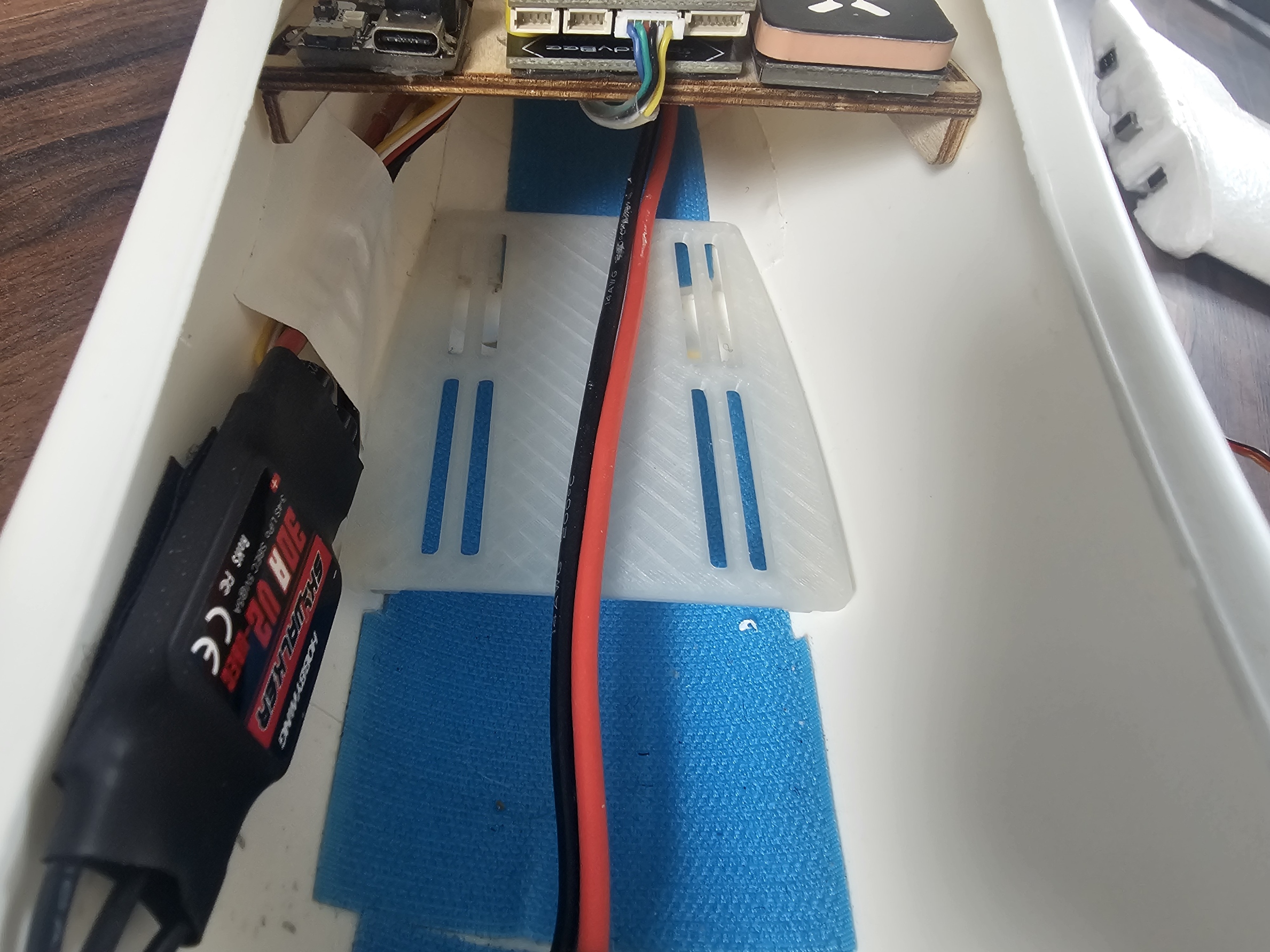 Volantex ASW28 Battery Tray