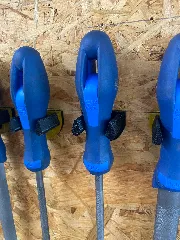 Perdfeilen halter