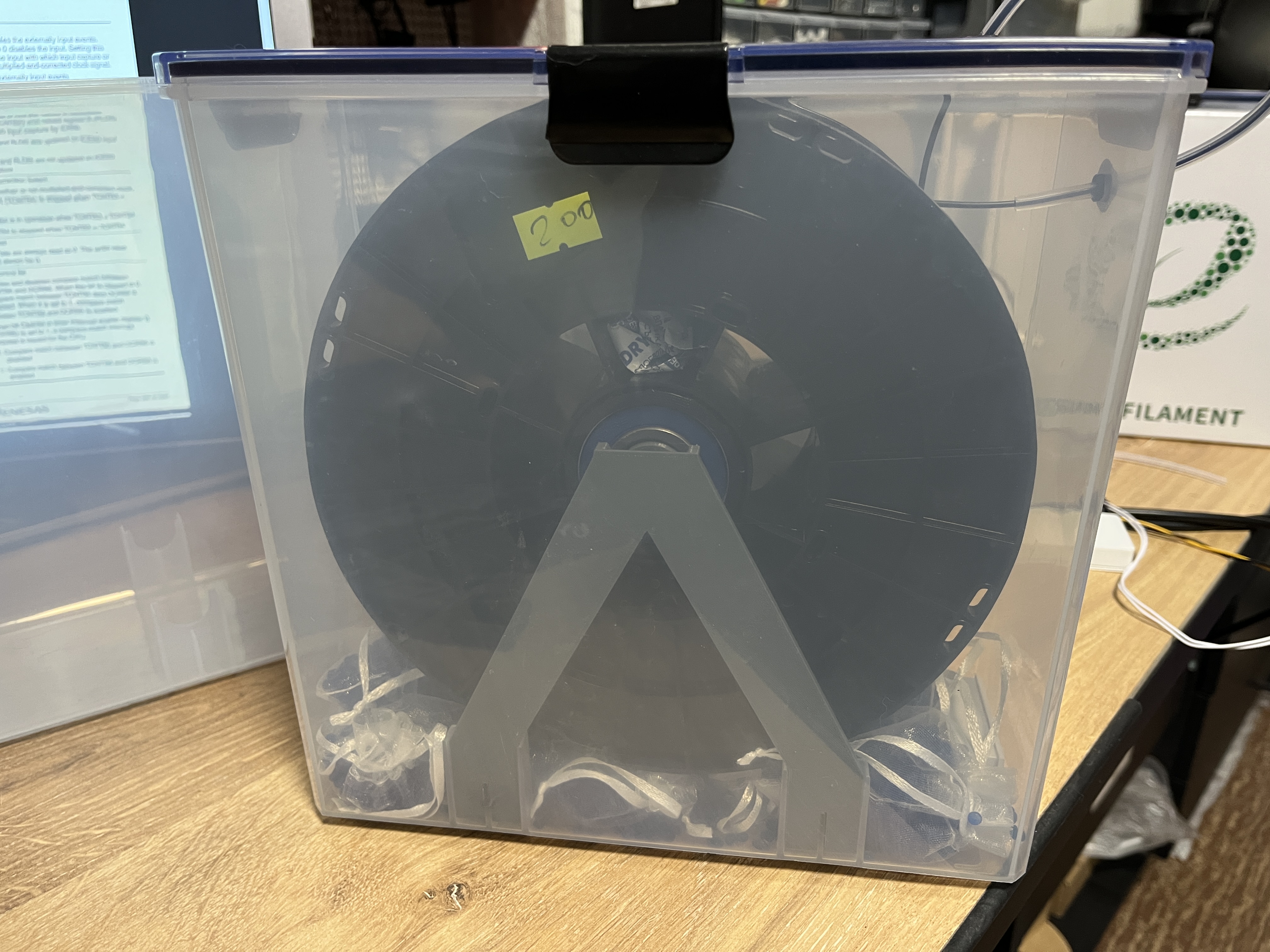 Spool holder for a Dry Box from AliExpress. On bearings. 6204-2RS 20x47x14.