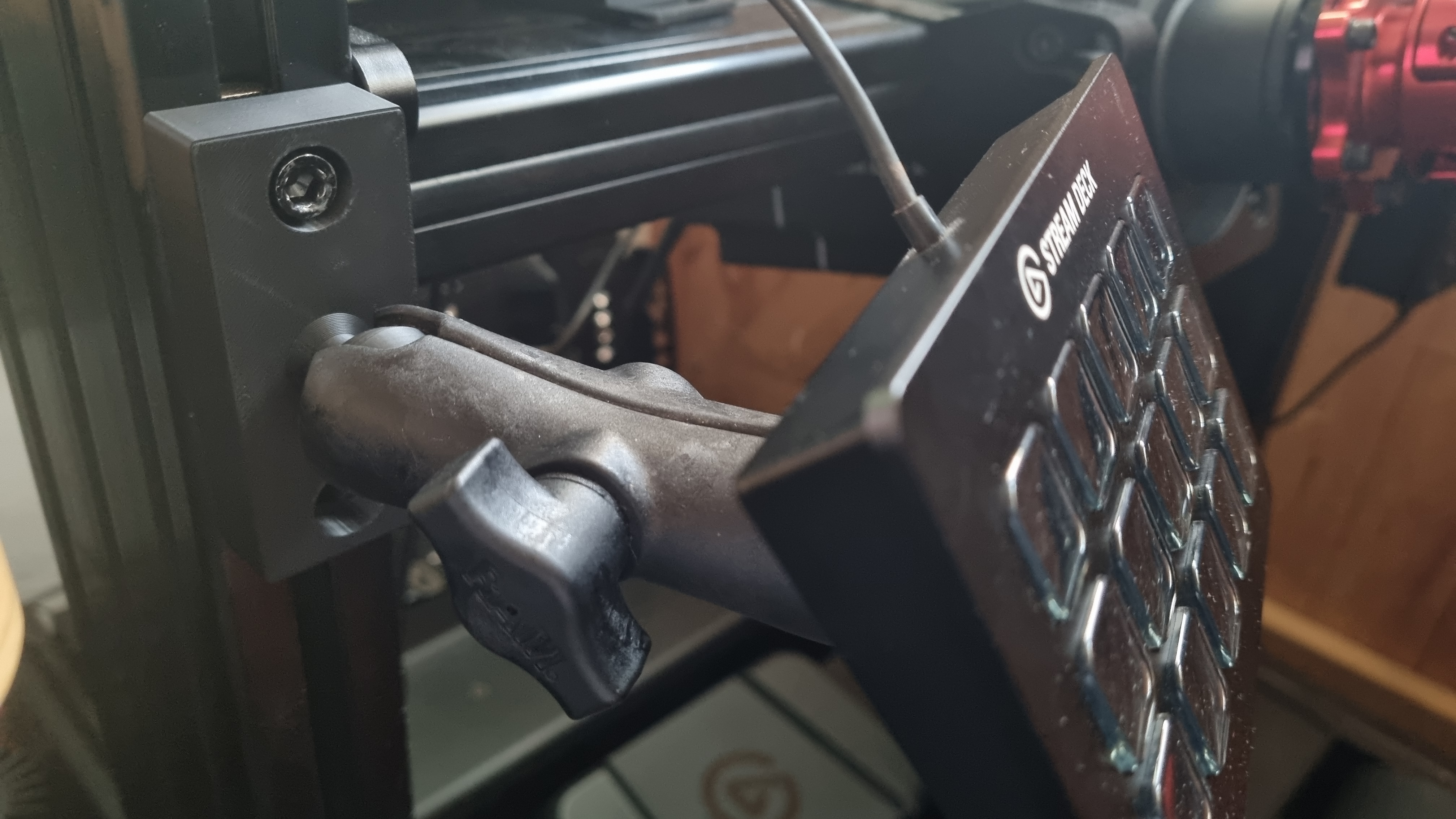 RAM Mount (Size B) connector for 8040 Sim Rig