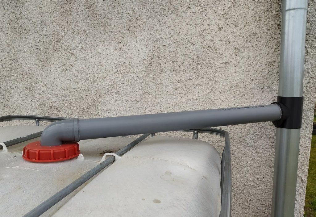 Garden rainwater collector