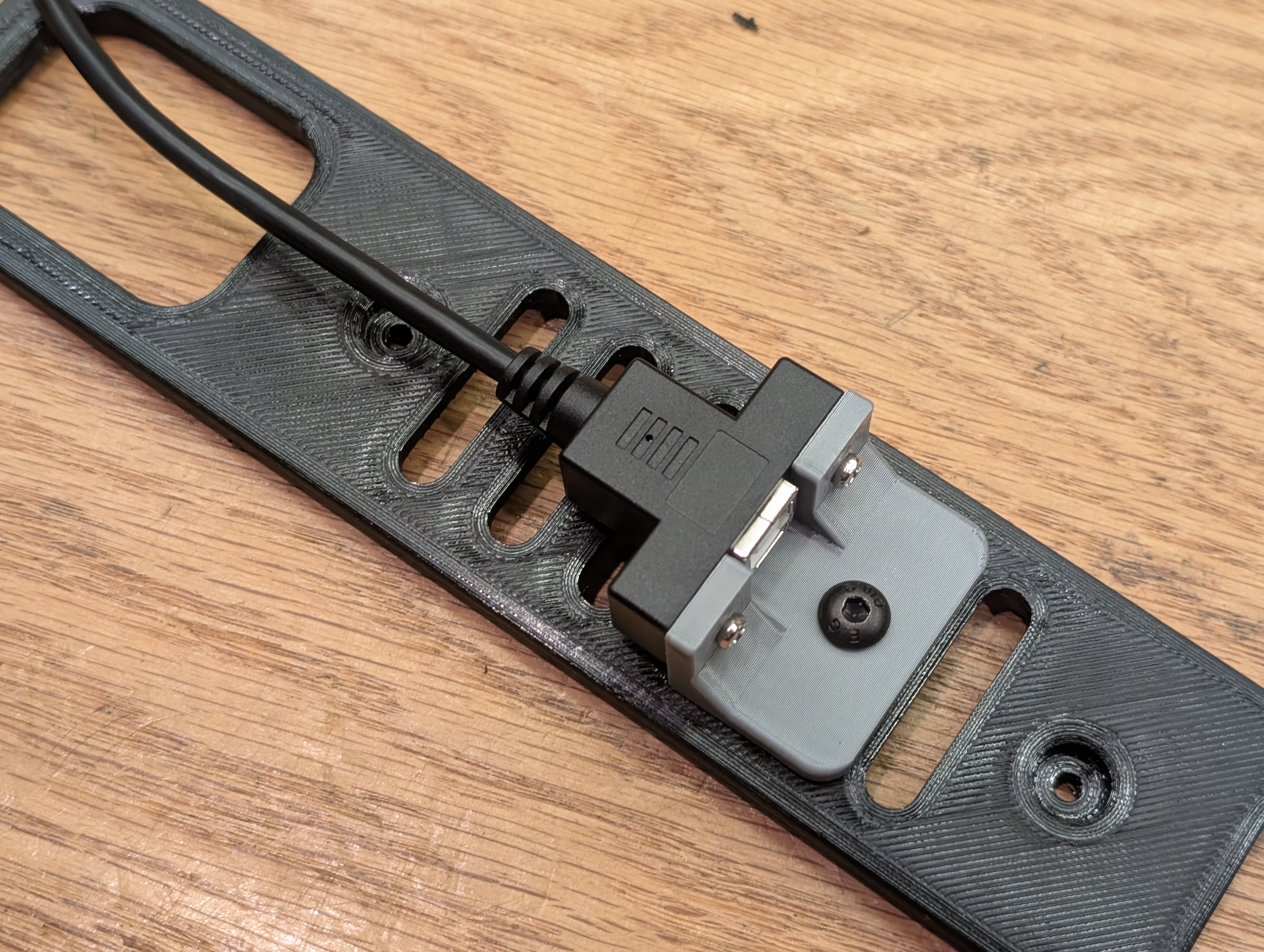 MLok Relocation Bracket USB-B — miniatura 2