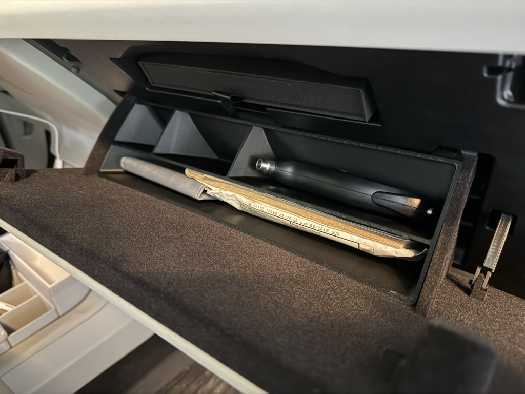 Volvo EX90 Glove Box Organizer