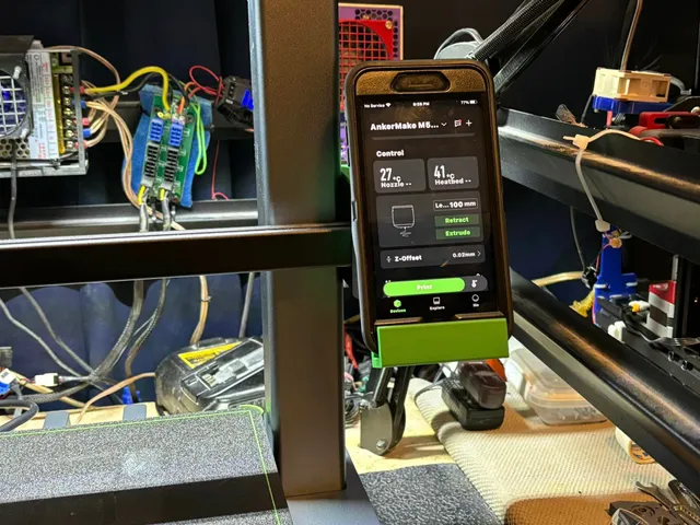 AnkerMake M5C Cell Phone holder