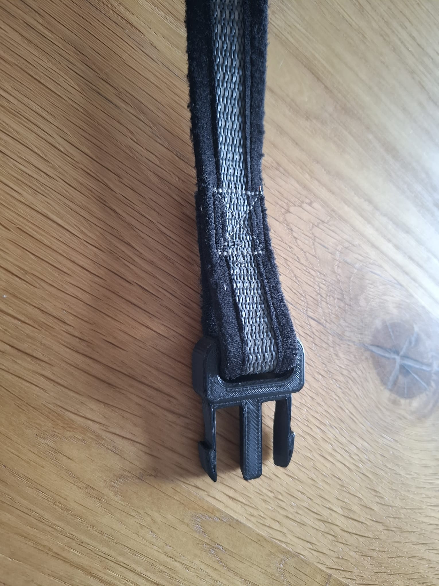 side A 2.5cm repair clip