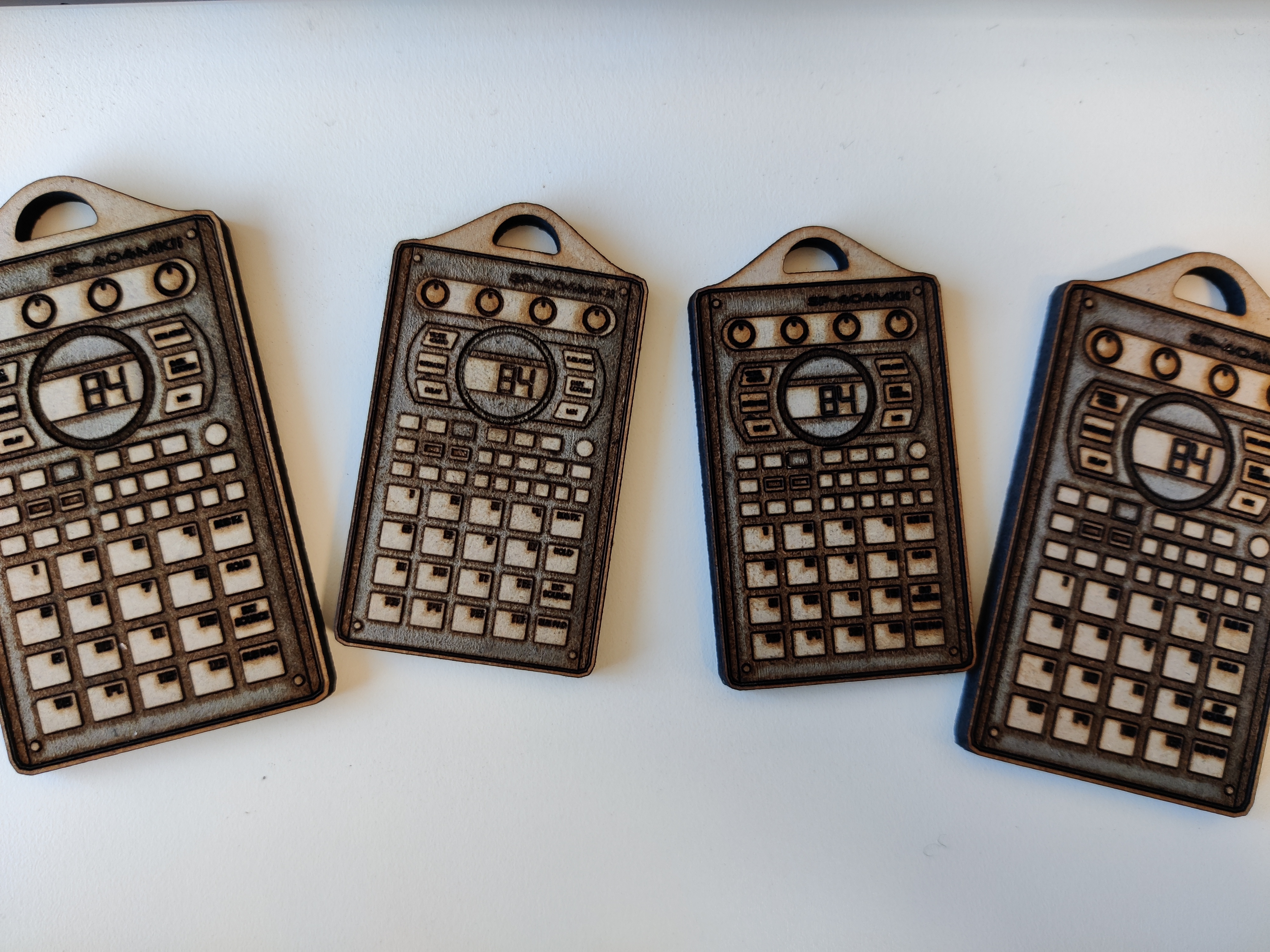 SP 404 mk2 keychain - lasercutter