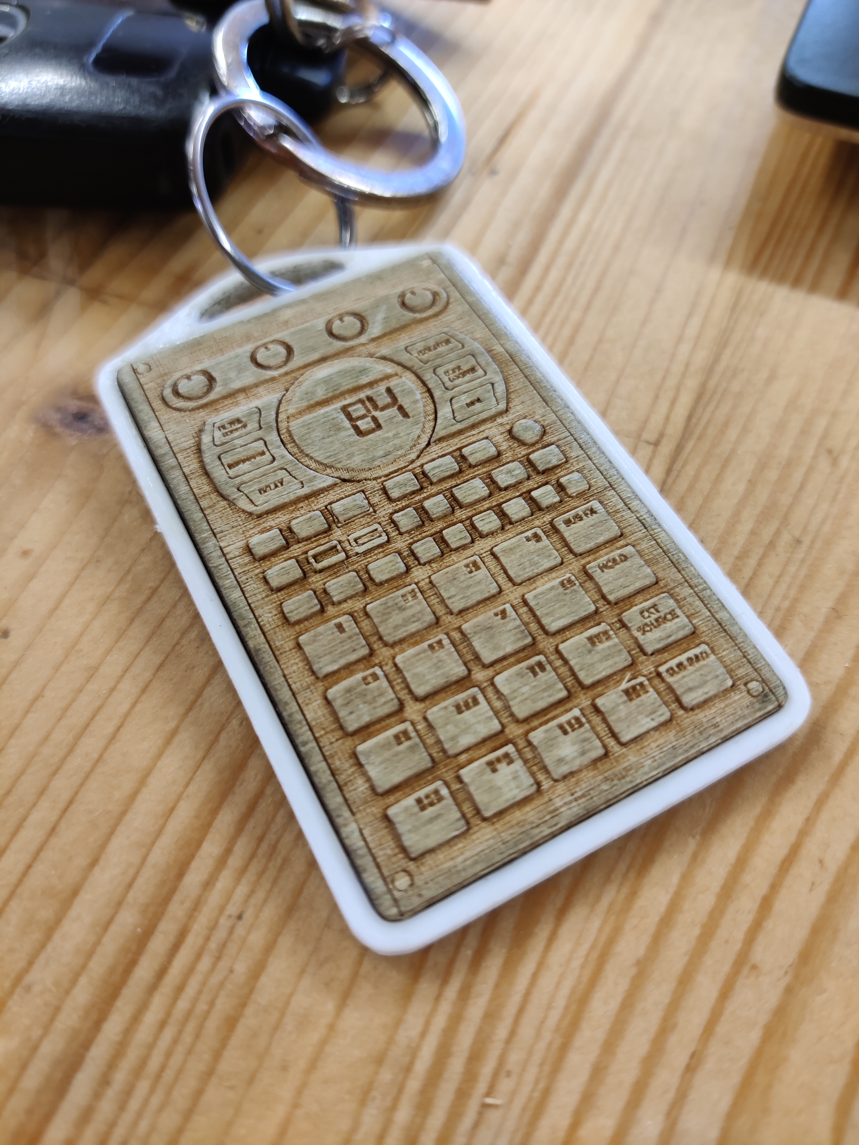 SP 404 mk2 keychain - lasercutter — thumbnail 3