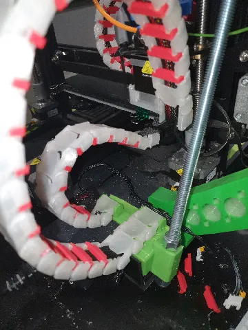 XY cable chain endcap with X stabiliser bracket
