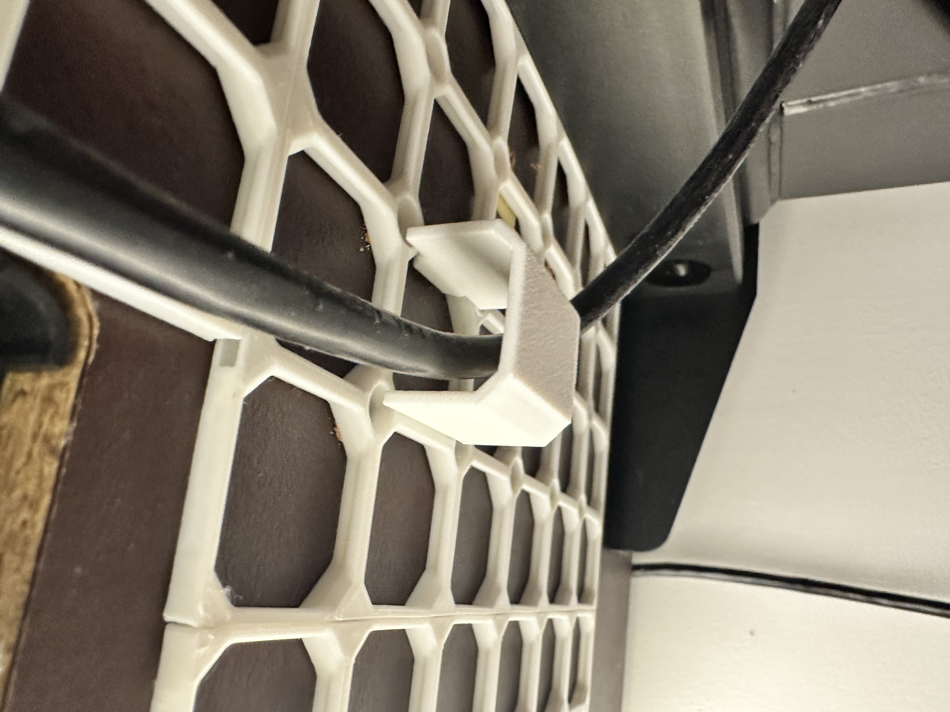 Flared Pinch-Mount Underware Channels — miniatura 2