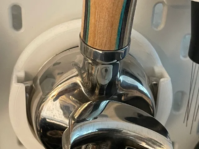 Decent Espresso 58mm portafilter holder for Skadis