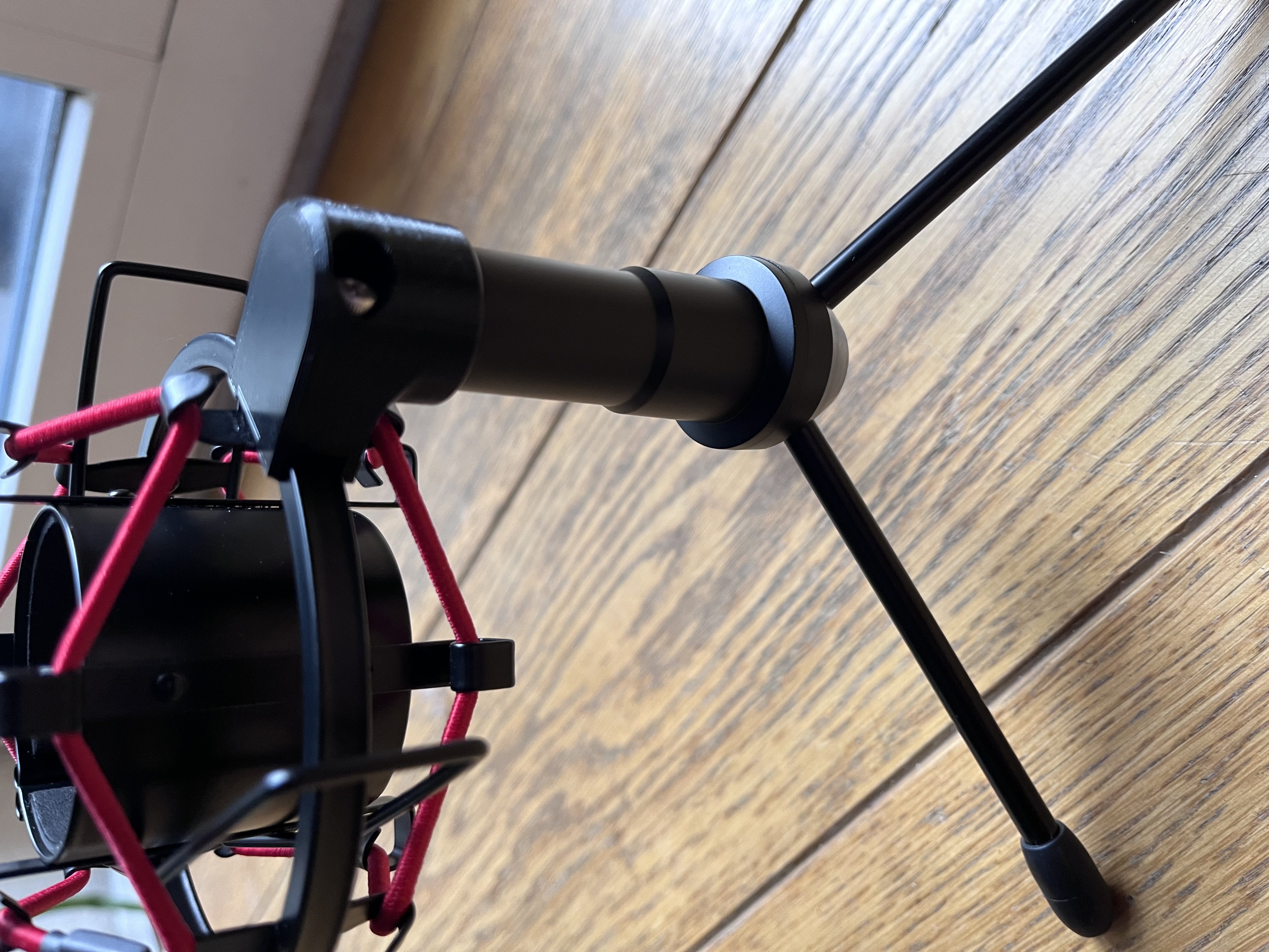 Mad Dog - Microphone -  bracket for mic holder